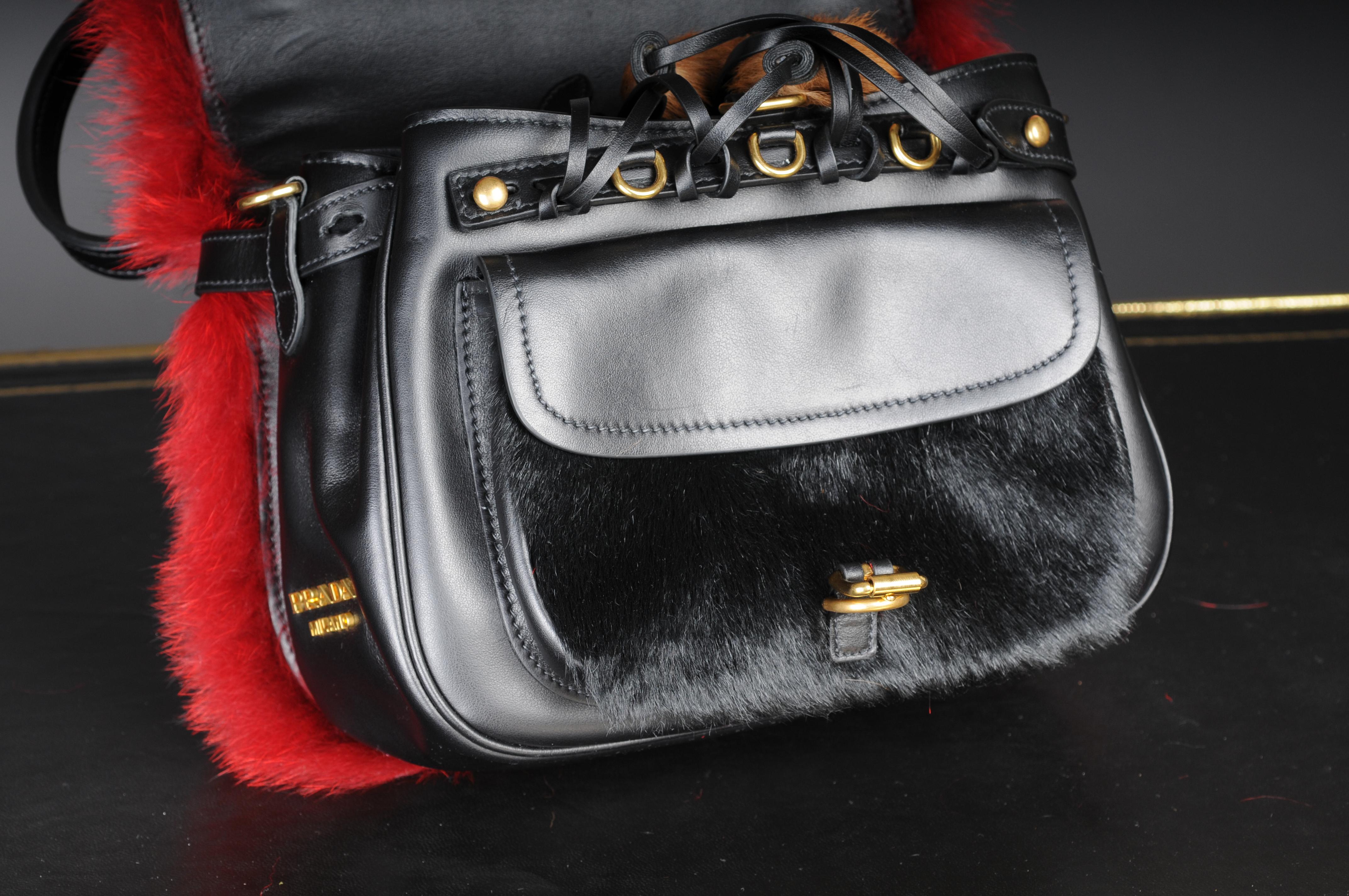 PRADA VOLPETTA CITY CORSAIRE FOX FUR/CALF LEATHER bag Red Authentic For Sale 8