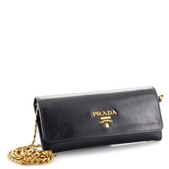Prada Portemonnaie an Kette Vitello Move Long