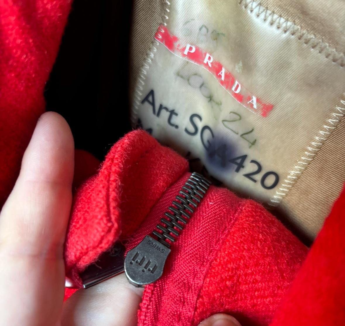 Prada warm mid length coat Men Jacket Size XL, S1076 For Sale 2