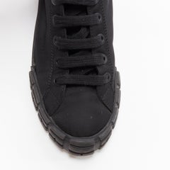PRADA Rad schwarzer Tessuto Nylon-Turnschuhe mit silberner Schnalle und hohem Oberteil EU37,5