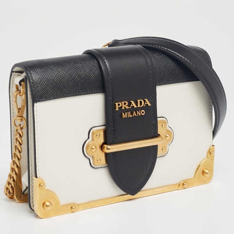 Prada White/Black Leather Cahier Shoulder Bag In Excellent Condition In Dubai, Al Qouz 2