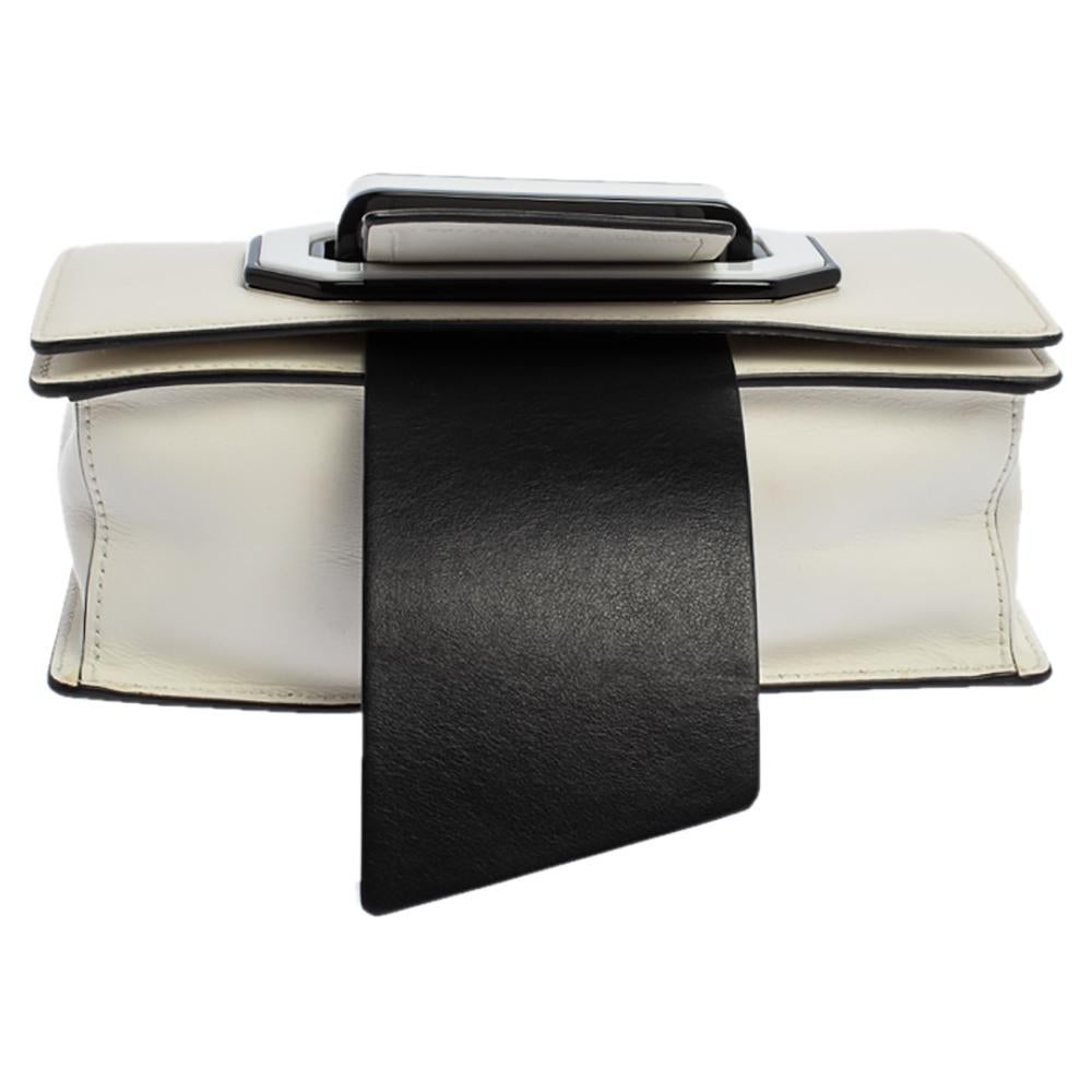 Prada White/Black Leather Plex Ribbon Shoulder Bag In Good Condition In Dubai, Al Qouz 2
