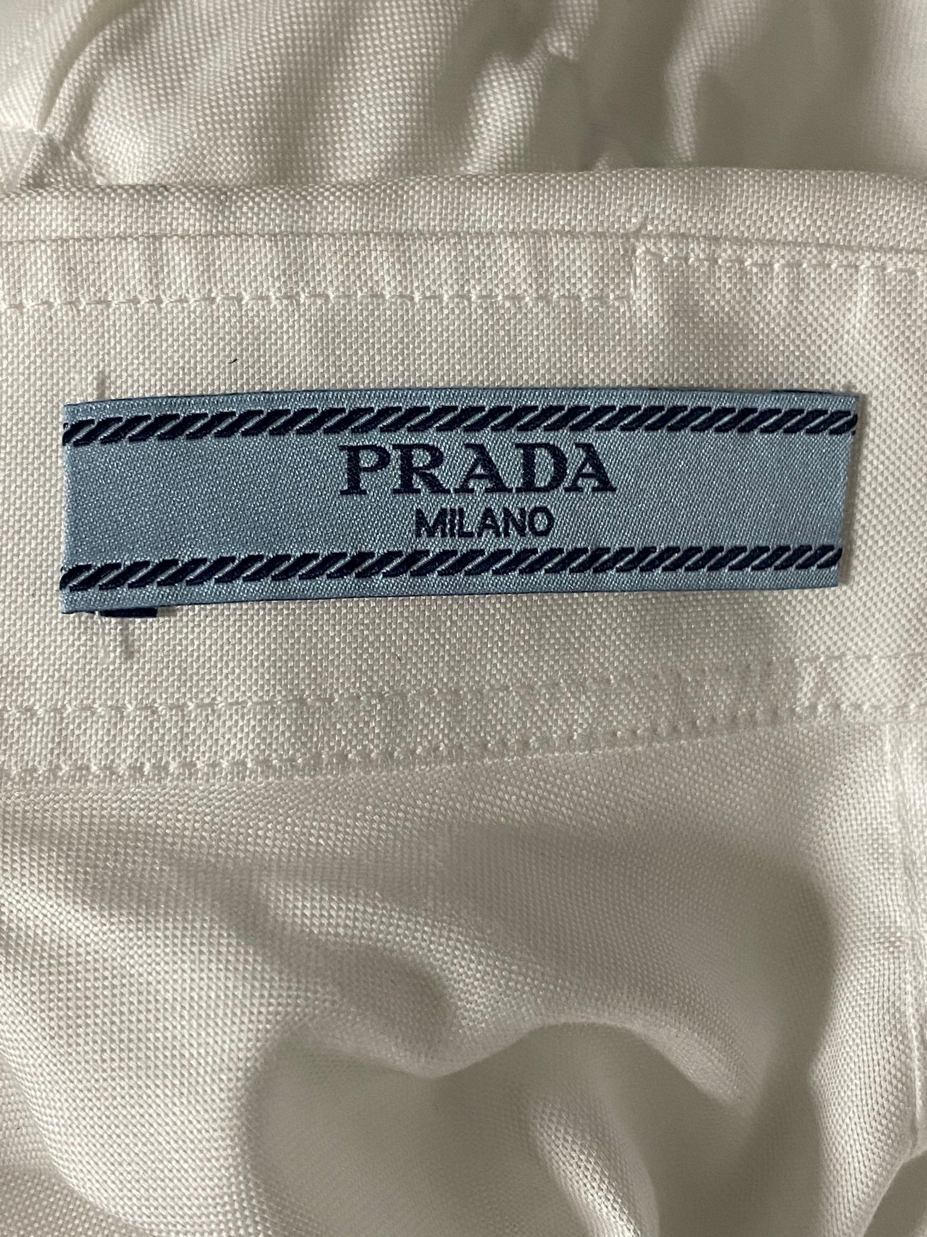 Women's PRADA White Cotton Button Down Shirt Blouse, Size 40 For Sale