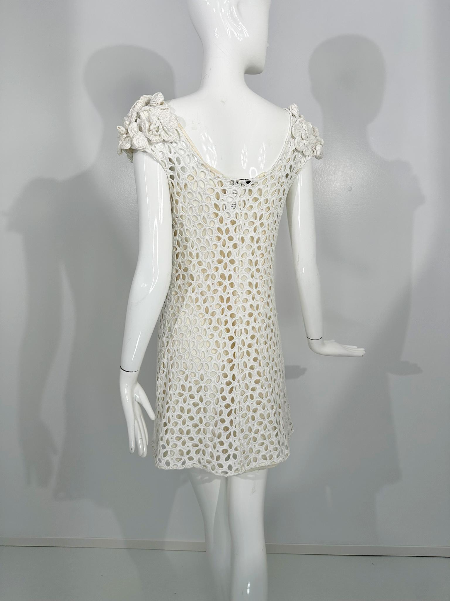 Prada White Cotton Eyelet Mini Dress with Irish Crochet Cap Shoulders For Sale 5