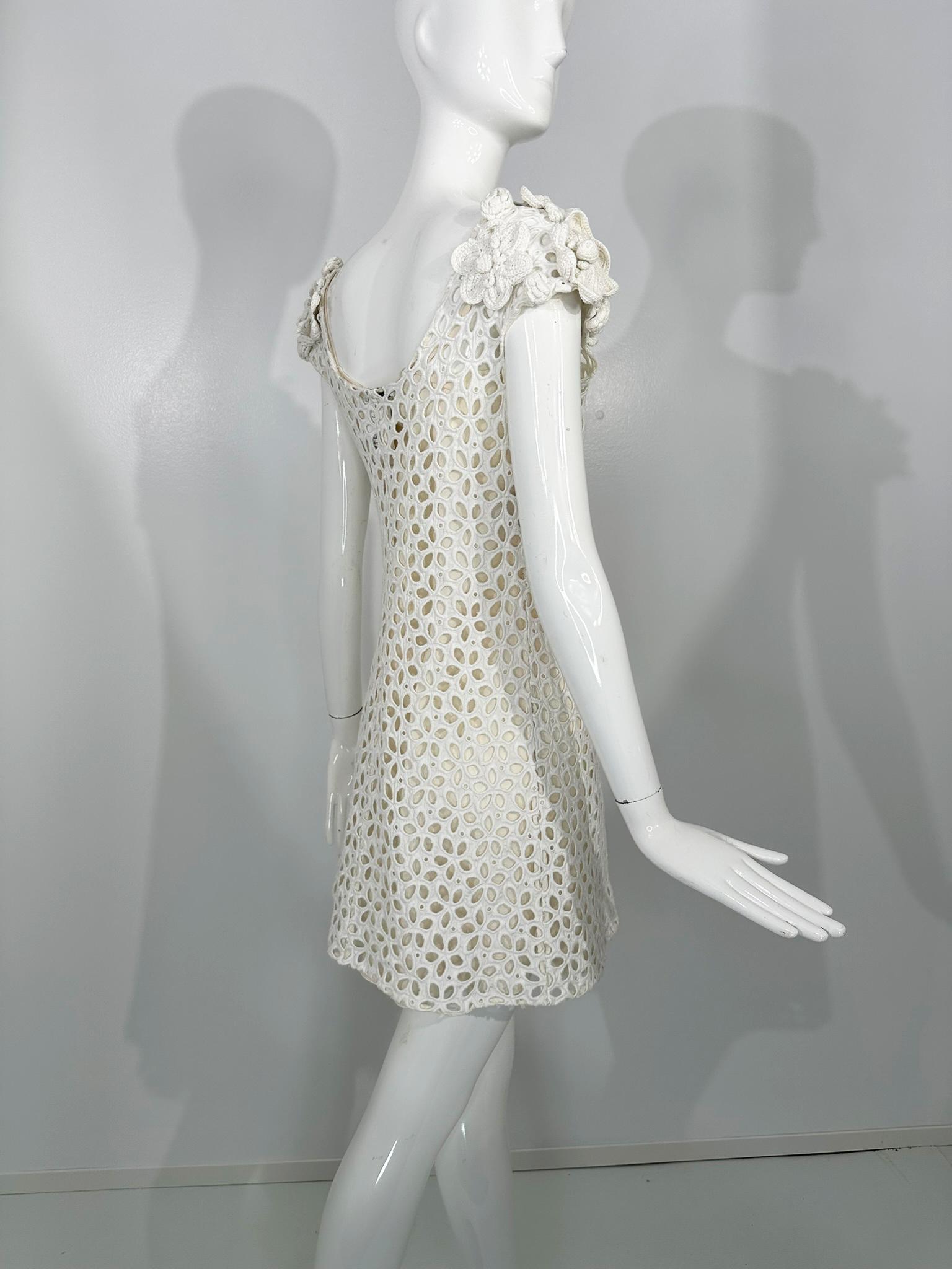 Prada White Cotton Eyelet Mini Dress with Irish Crochet Cap Shoulders For Sale 7