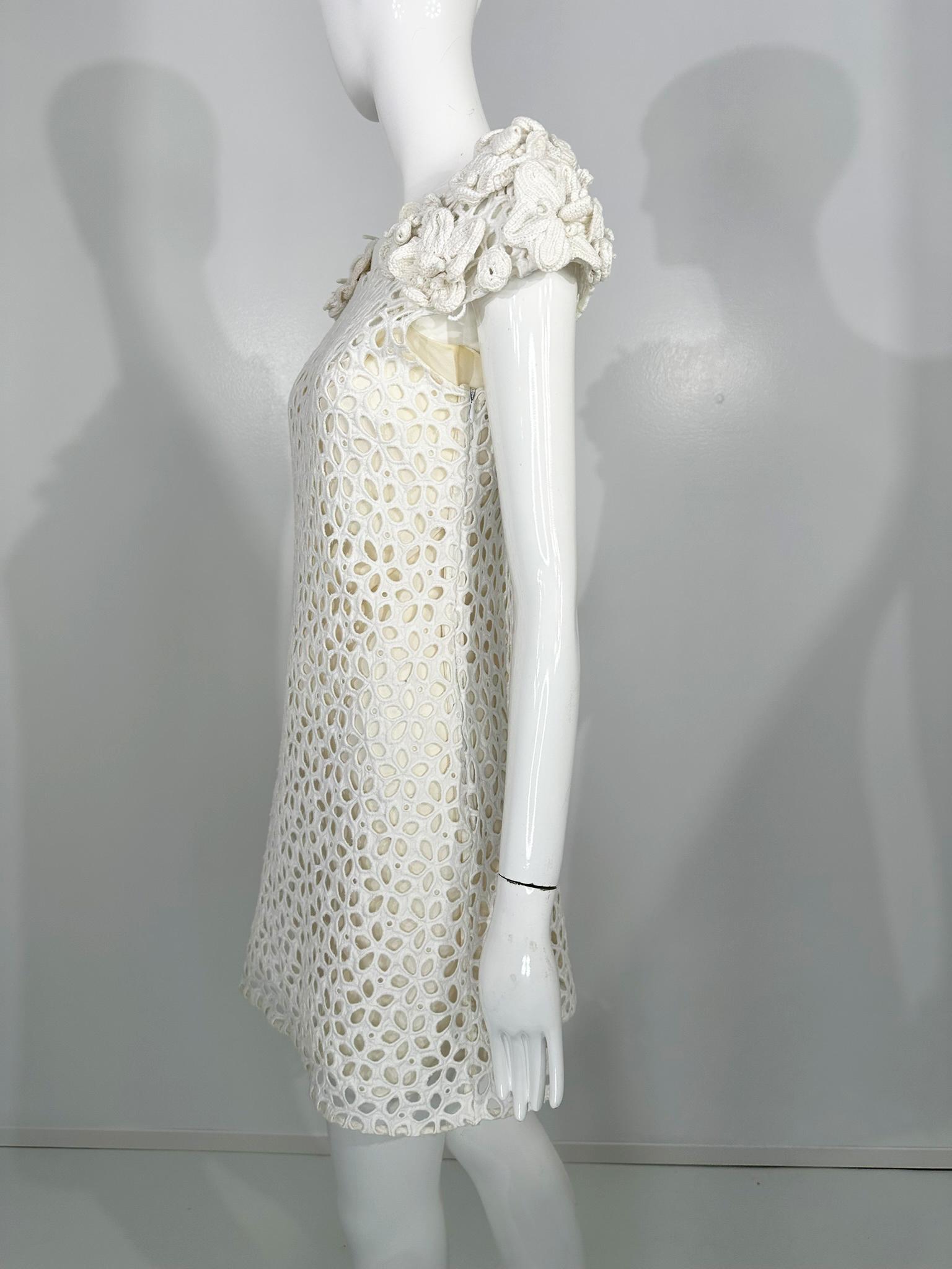 Prada White Cotton Eyelet Mini Dress with Irish Crochet Cap Shoulders For Sale 2