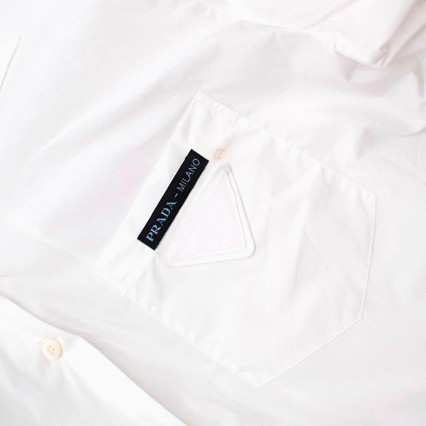 Prada White Cotton-Poplin Logo Applique Shirt In Excellent Condition For Sale In London, GB