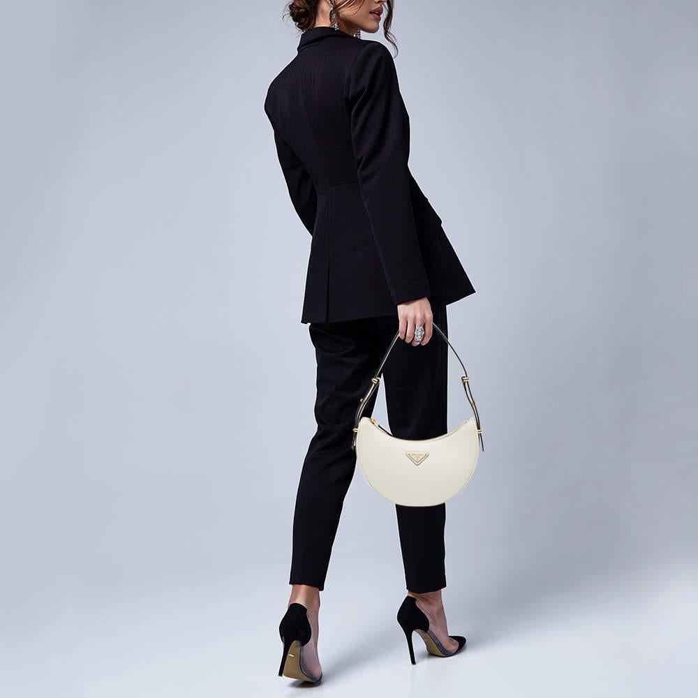 Designer bags are ideal companions for ample occasions Here we have a fashion meets functionality piece crafted with precision. It has been equipped with a well sized interior that can easily fit all your essentials.
