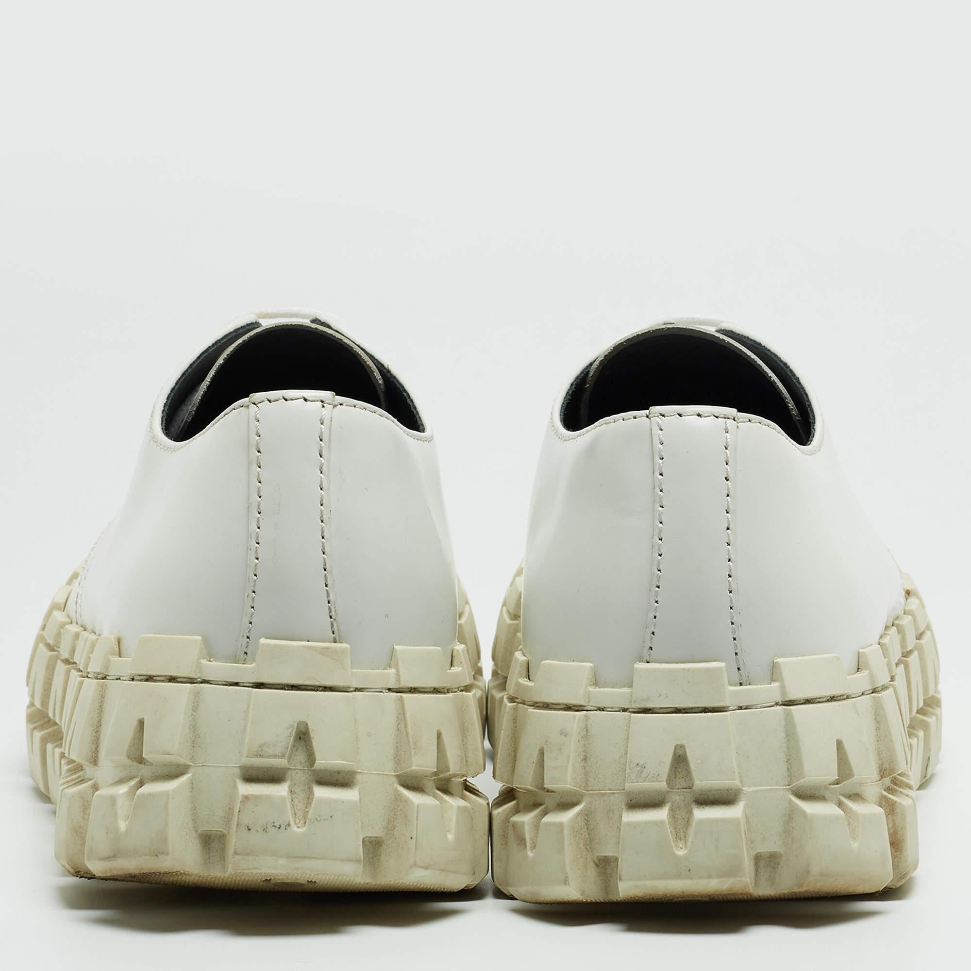 Men's Prada White Leather Lace Up Sneakers Size 41.5