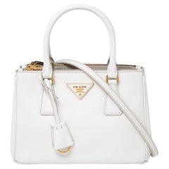 Prada Mini Galleria-Tasche aus weißem Saffiano-Leder