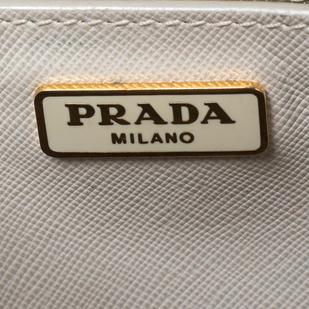 Prada White Saffiano Leather Mini Promenade Crossbody Bag In Good Condition In Dubai, Al Qouz 2