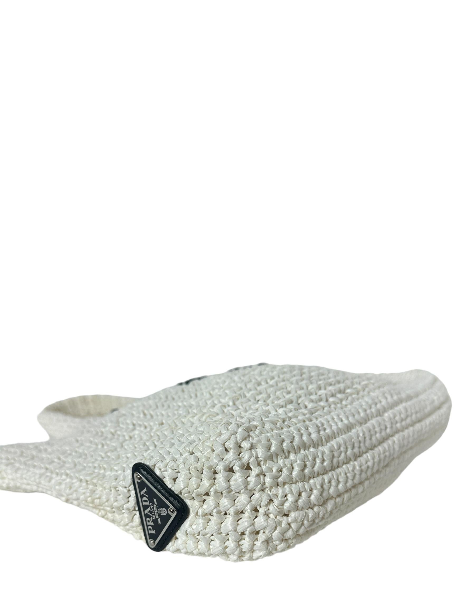 Prada White Yarn Raffia Effect Crochet Embroidered Small Logo Tote Bag en vente 1