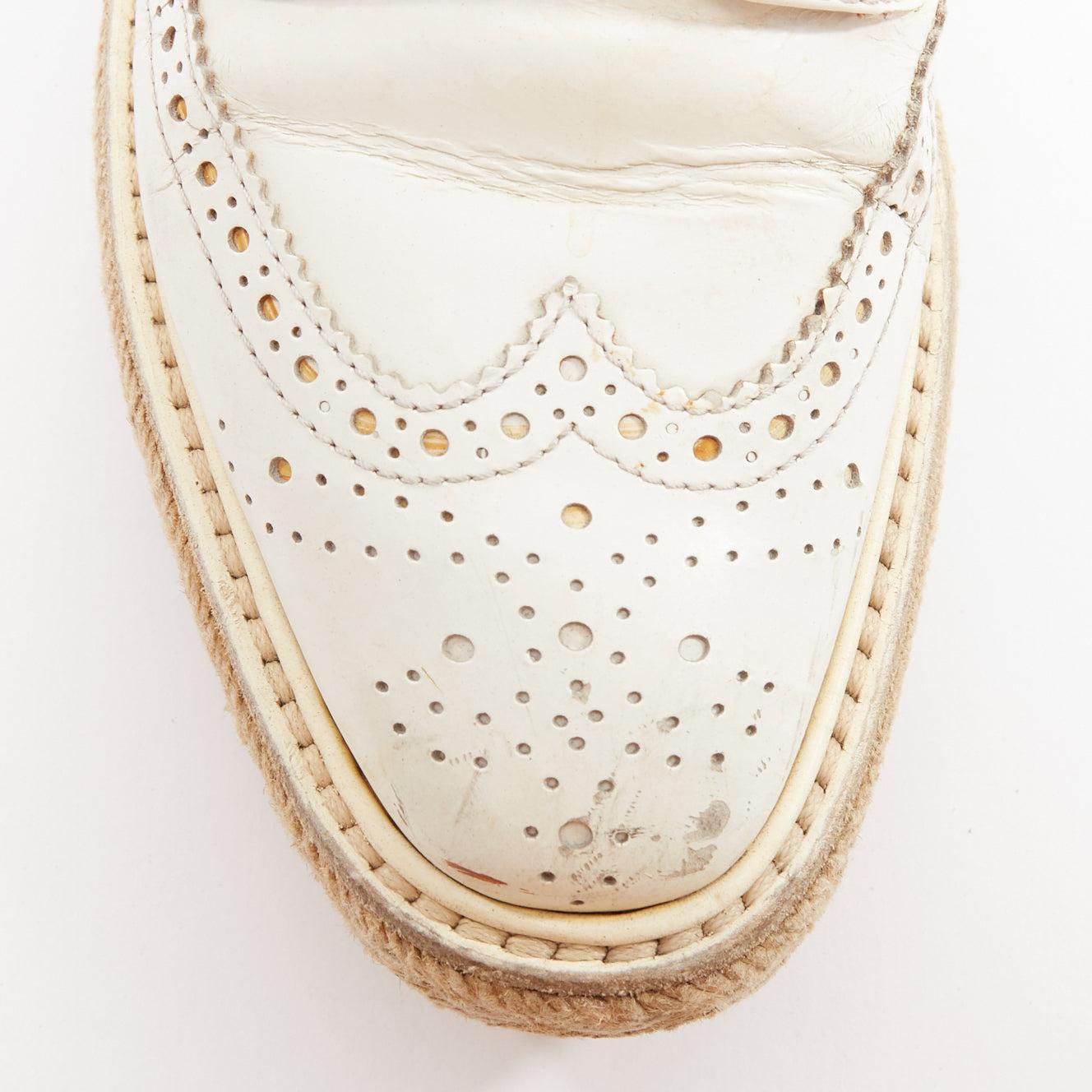 PRADA Wingtip espadrille en cuir blanc vert brodequins compensés EU35.5 en vente 1