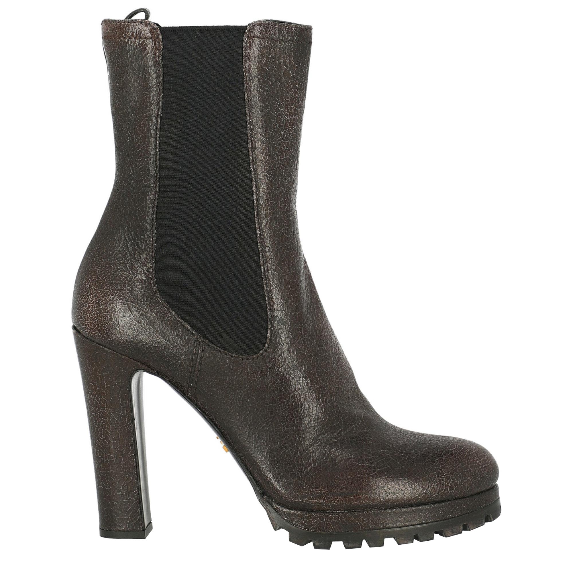 Prada Woman Ankle boots Brown Leather IT 38.5 For Sale