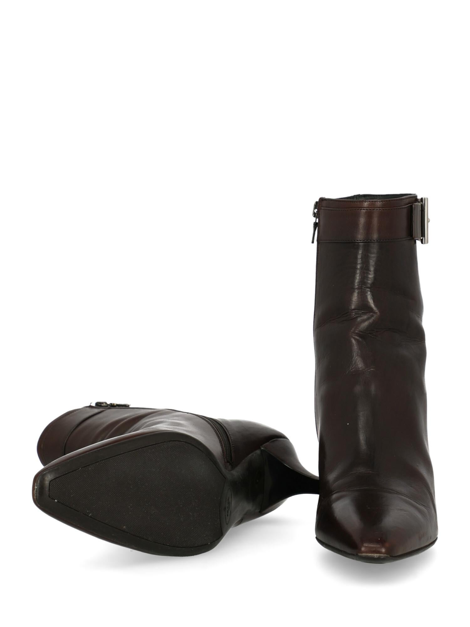 Women's Prada Woman Ankle boots Brown Leather IT 40 For Sale