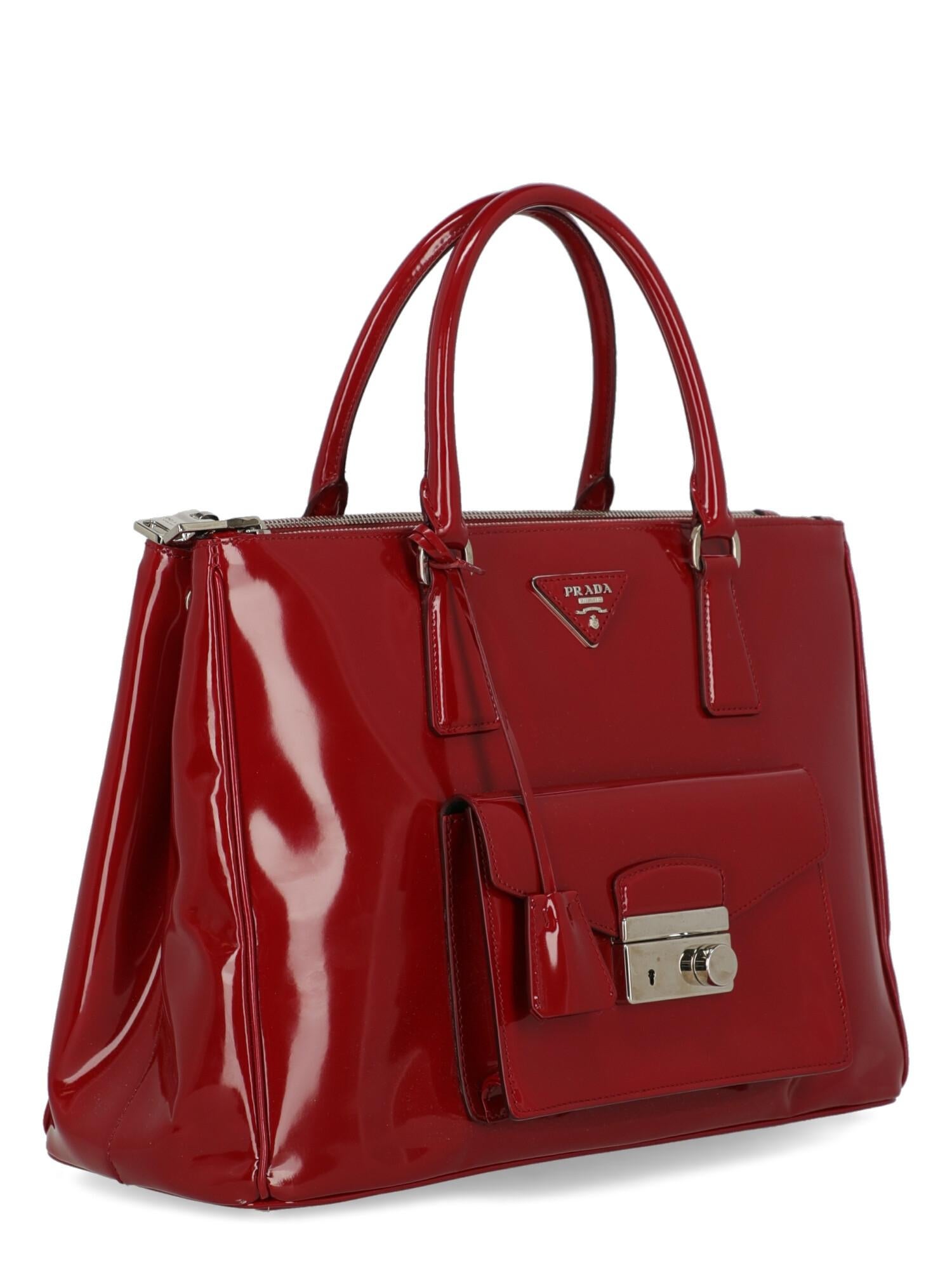 Prada Woman Handbag  Red Leather In Fair Condition In Milan, IT