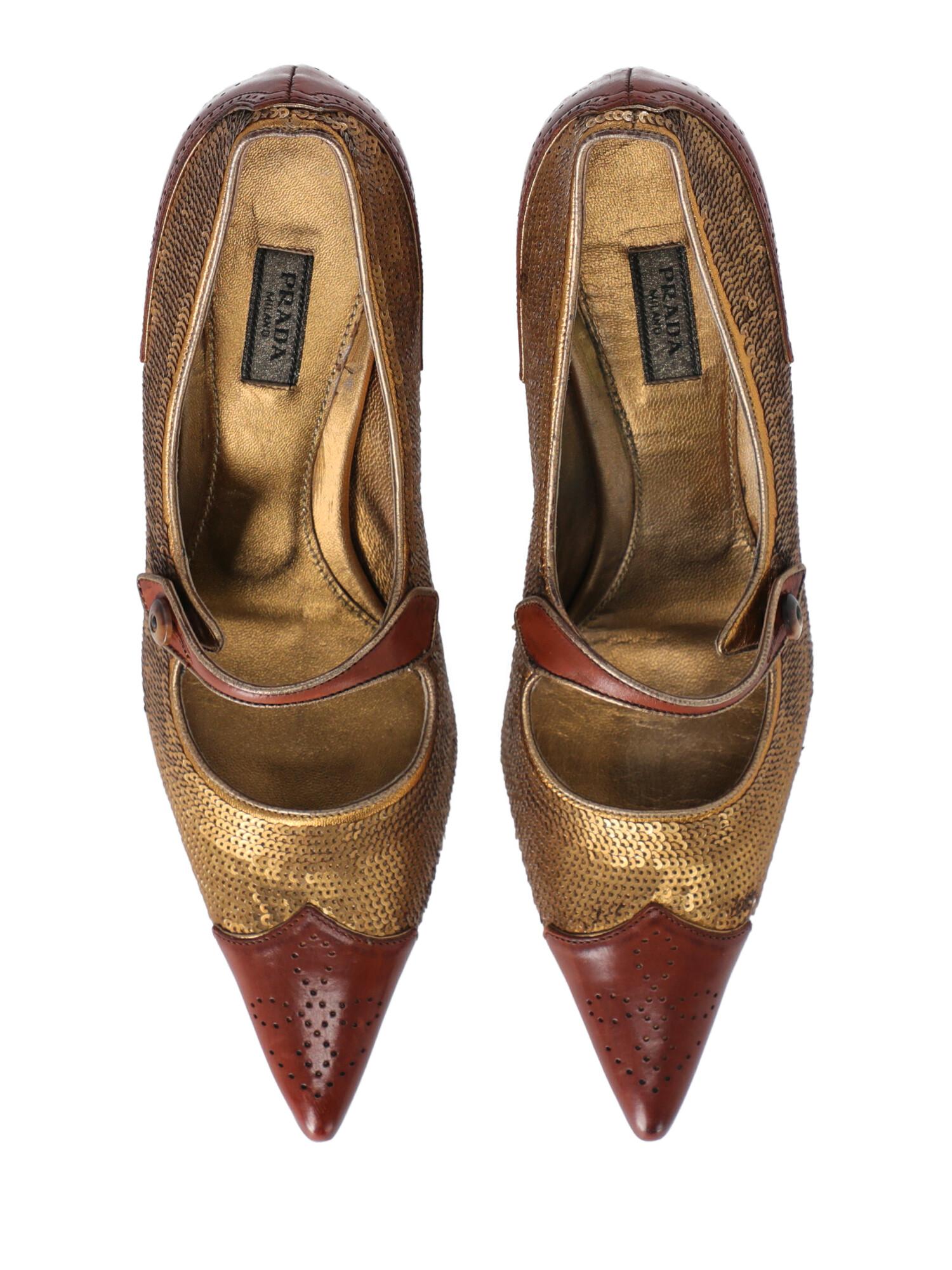 Prada Woman Pumps Brown Leather IT 35.5 For Sale 2
