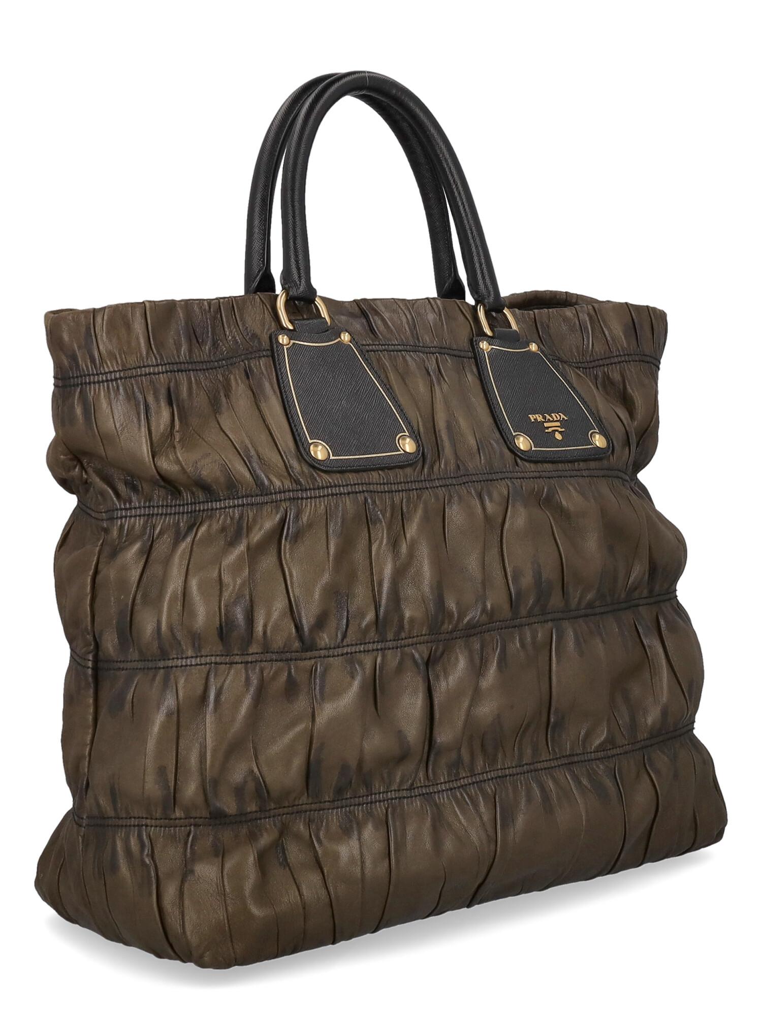 Prada Women Handbags Black, Green Leather  In Good Condition For Sale In Milan, IT