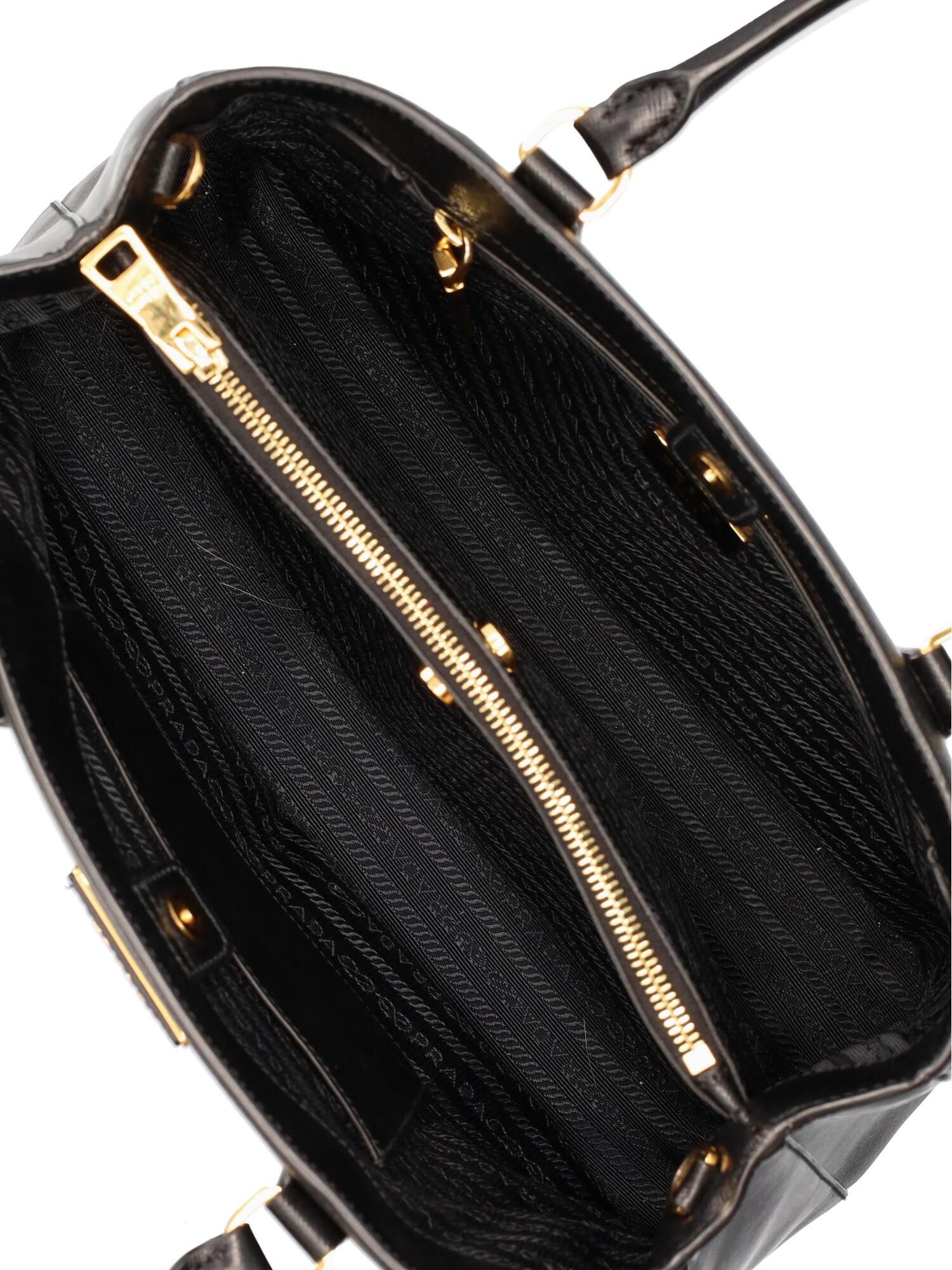 Prada Women Handbags Double Black Leather  For Sale 2