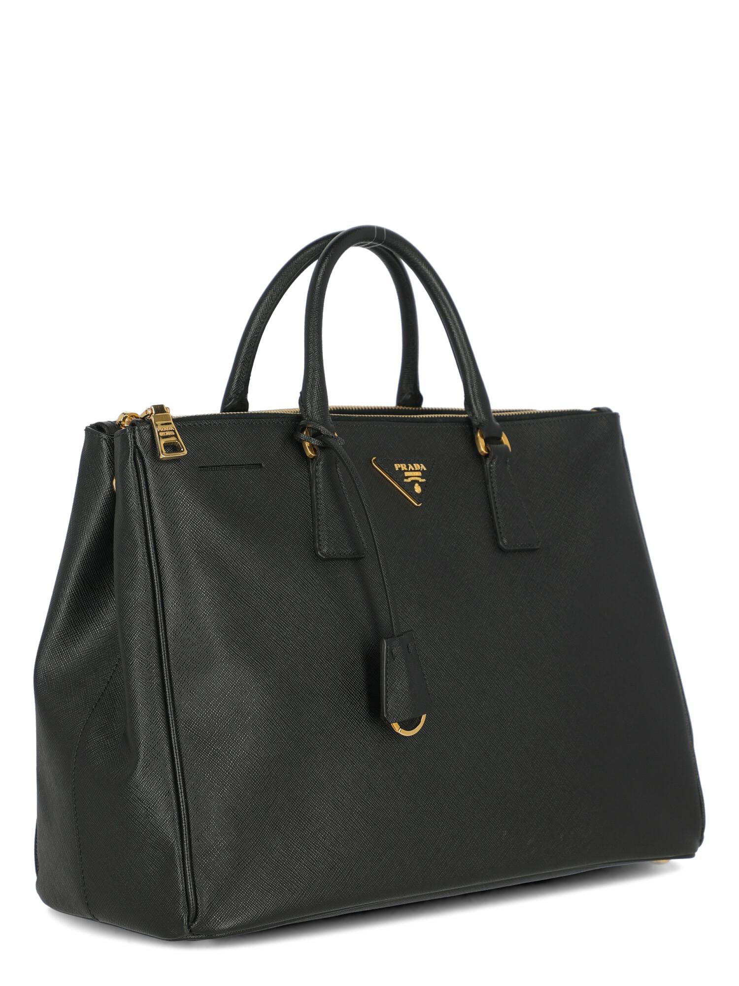 Prada Women  Handbags Galleria Black Leather In Good Condition For Sale In Milan, IT