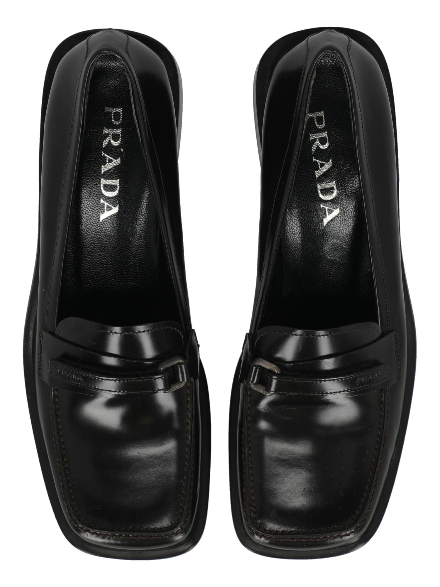 Prada  Women   Loafers  Black Leather EU 38.5 In Good Condition In Milan, IT