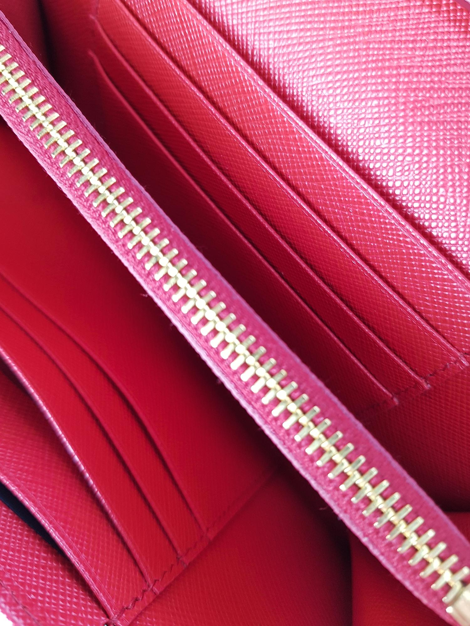 Prada Frauen Umhängetaschen Rotes Leder 2