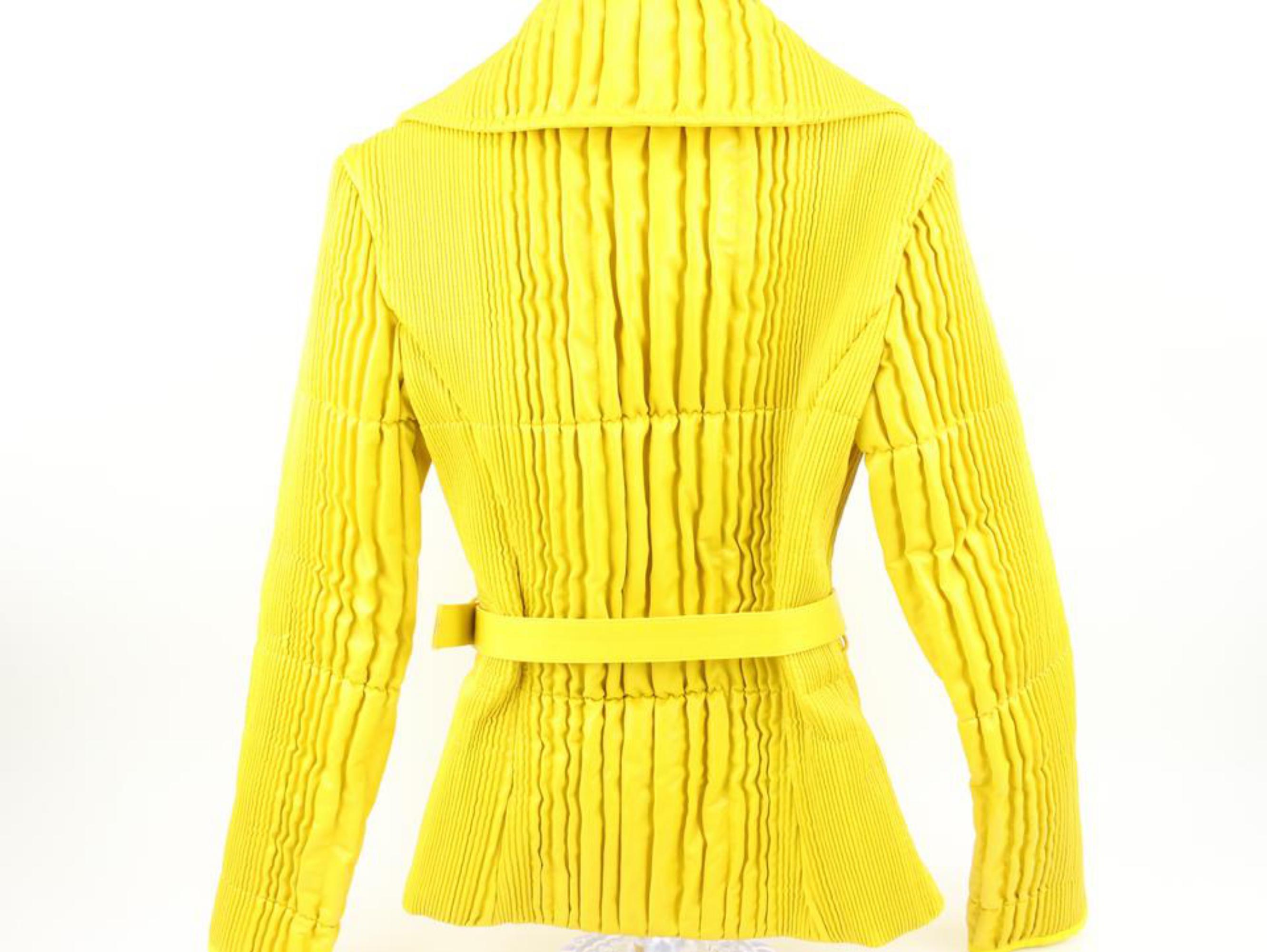 Prada - Blouson jaune matelassé 121PR44, pour femme, 34 US en vente 3