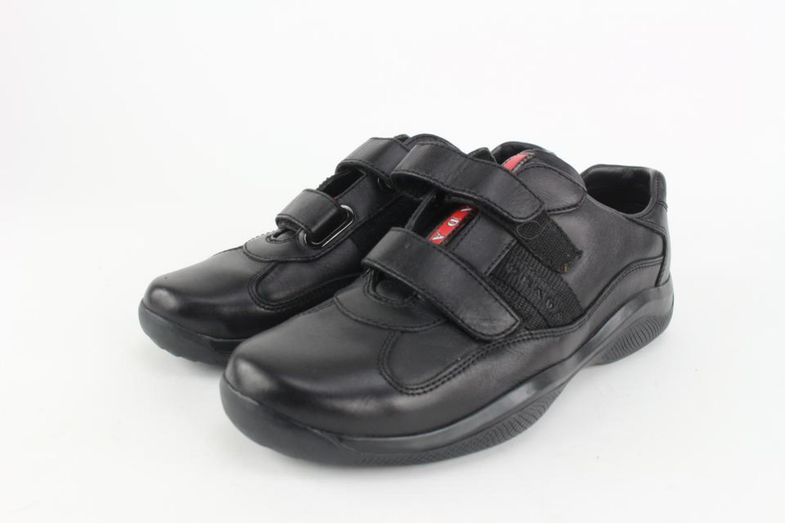 Prada Women's 7.5 US Black Velcro Low Top Sneaker 128p33
Date Code/Serial Number: 4P 1831
Made In: Vietnam
Measurements: Length:  11
