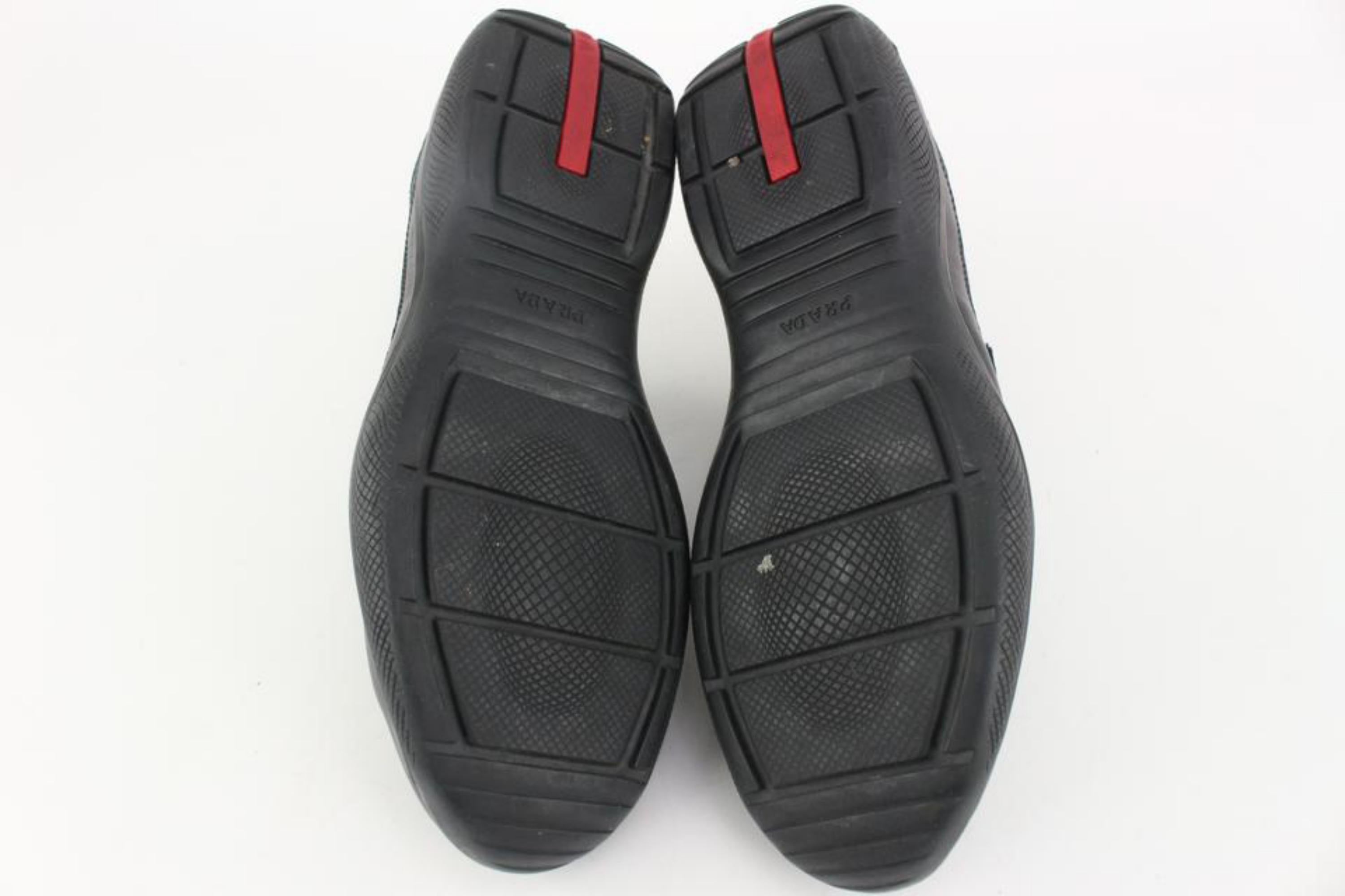 Prada Women's 7.5 US Black Velcro Low Top Sneaker 128p33 For Sale 3