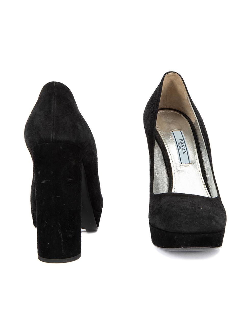 Prada Women's Black Suede Round Toe Platform Heels In Good Condition For Sale In London, GB