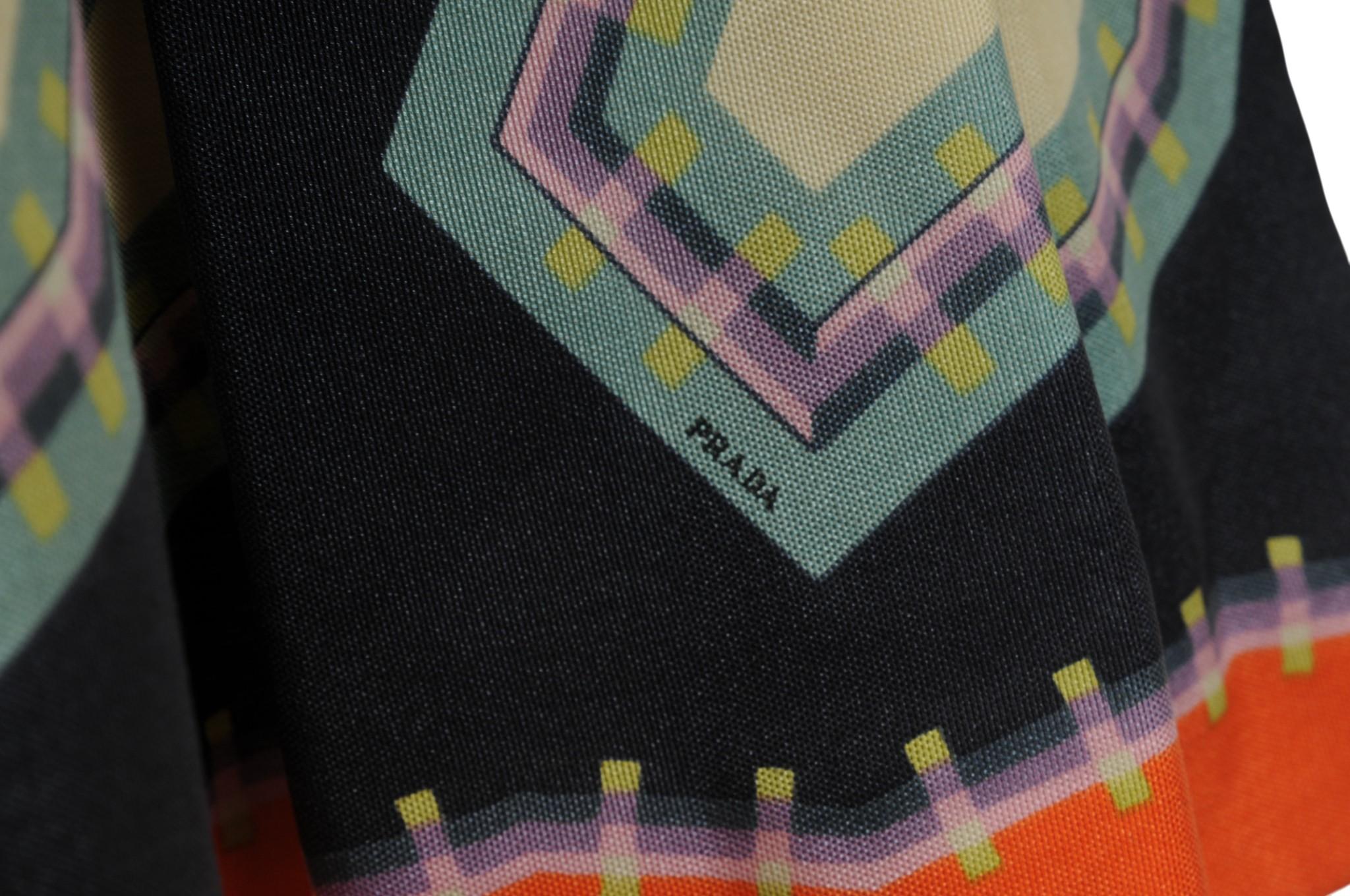 Prada Womens Tribal Pattern Dress Size IT 38 Pleated Silk Tan Olive Orange Black en venta 1