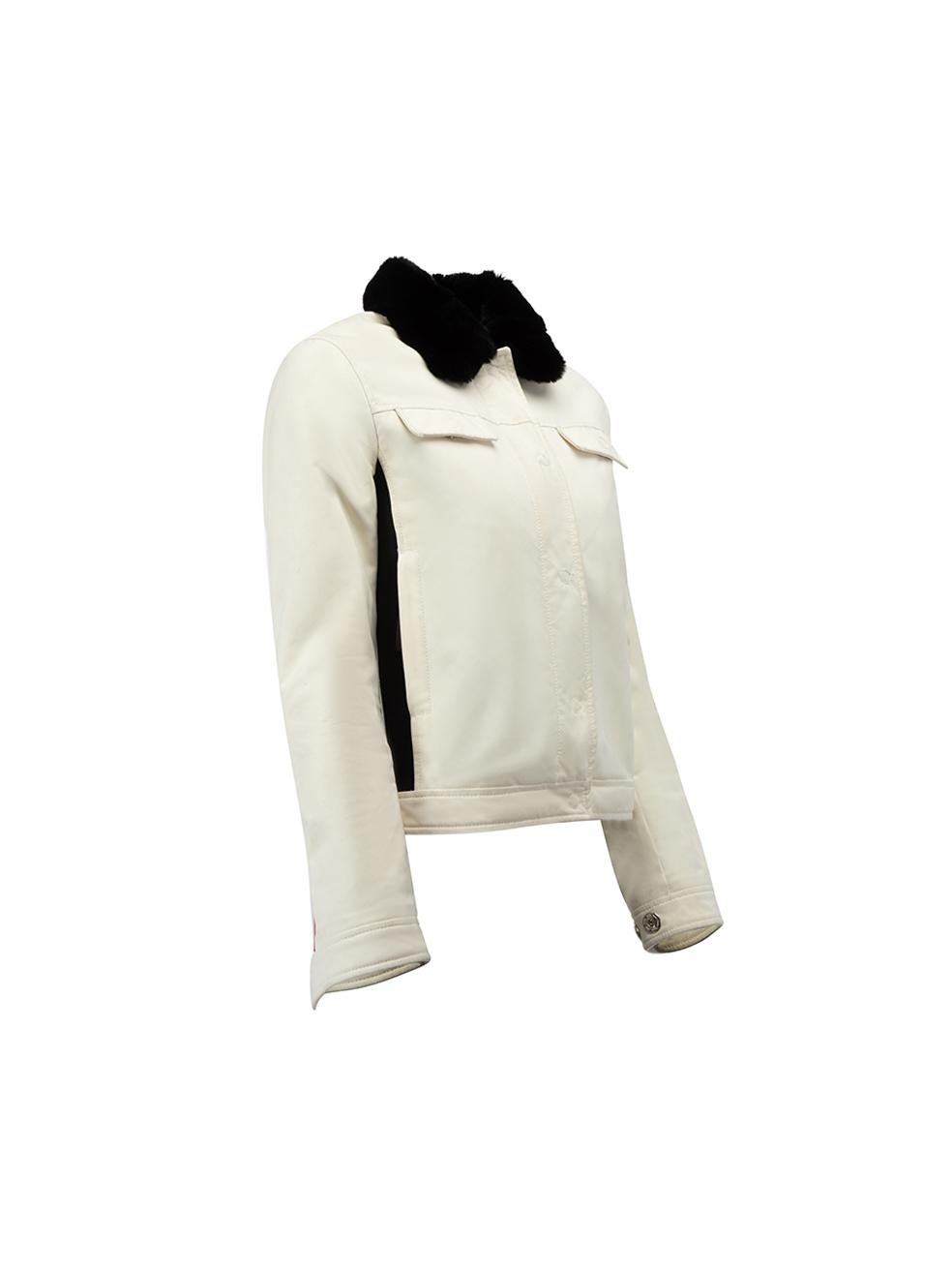 CONDITION is Very good. Minimal wear to jacket is evident. Minimal wear to the outer white fabric which has marks all over and two of the popper buttons are broken on this used Prada designer resale item. 
 
 Details
  White
 Synthetic
 Shell short