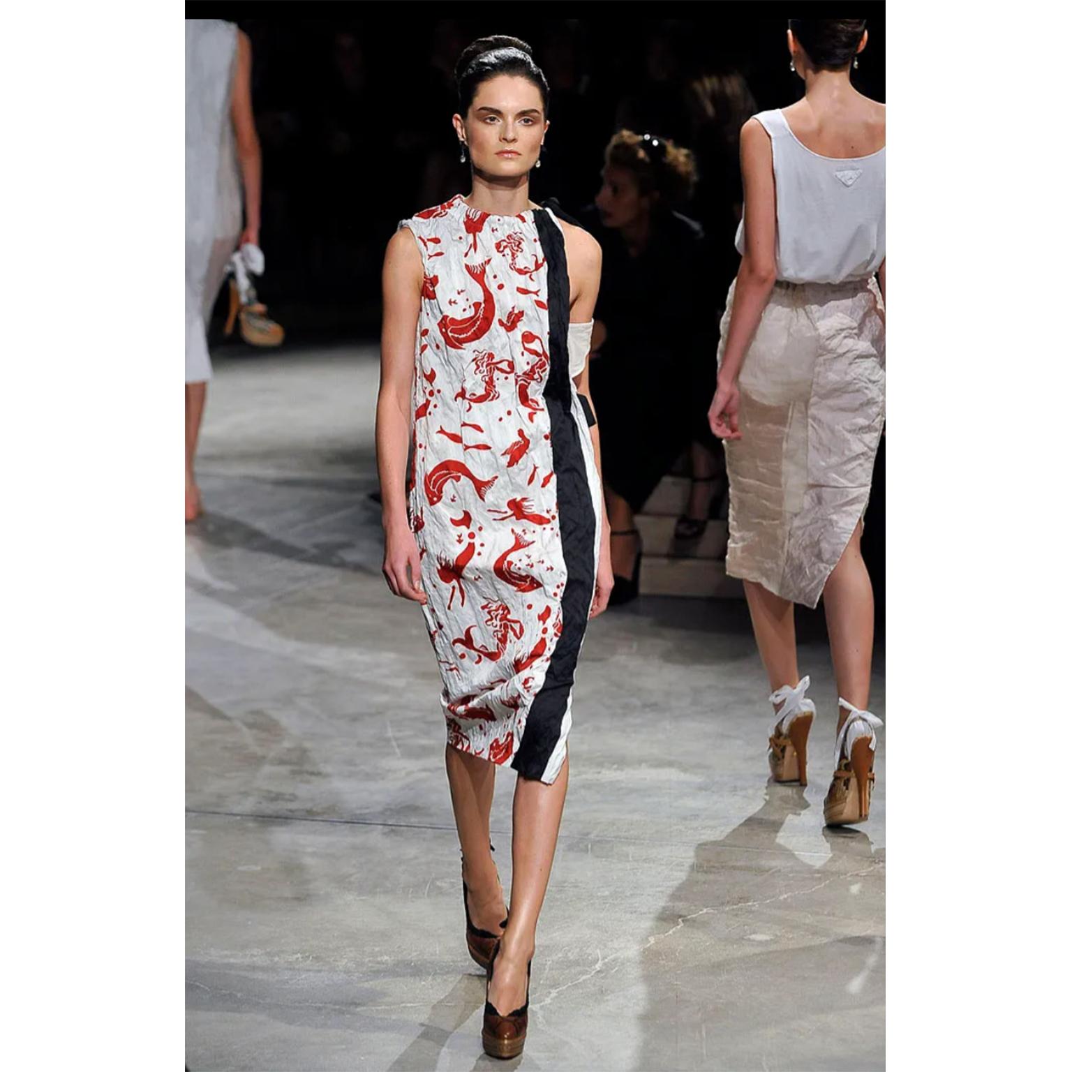 Prada Wrinkled Mermaid Print Dress SS 2009 For Sale 7