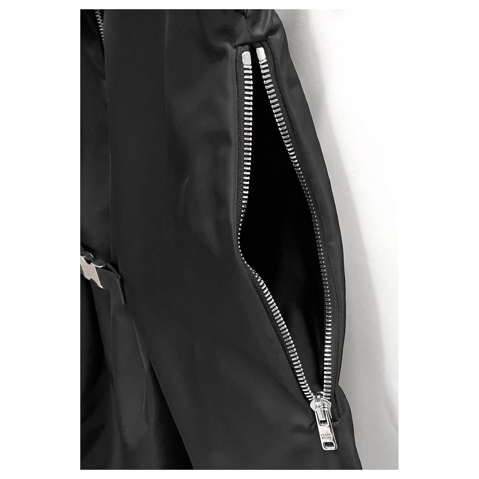 Prada x Elizabeth Diller The Envelope Transformable Dress Noir Pour femmes en vente