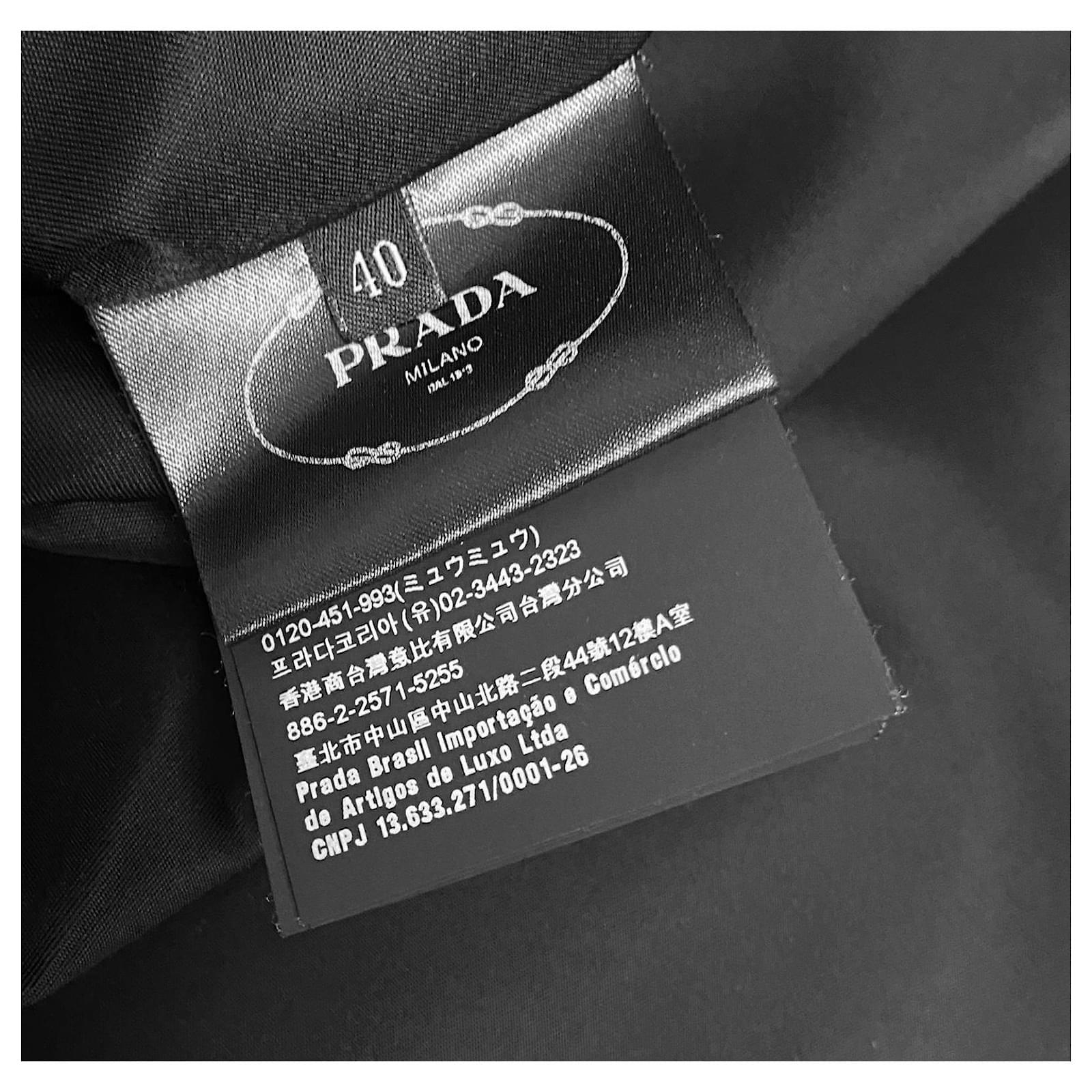 Prada x Elizabeth Diller The Envelope Transformable Dress Noir en vente 5