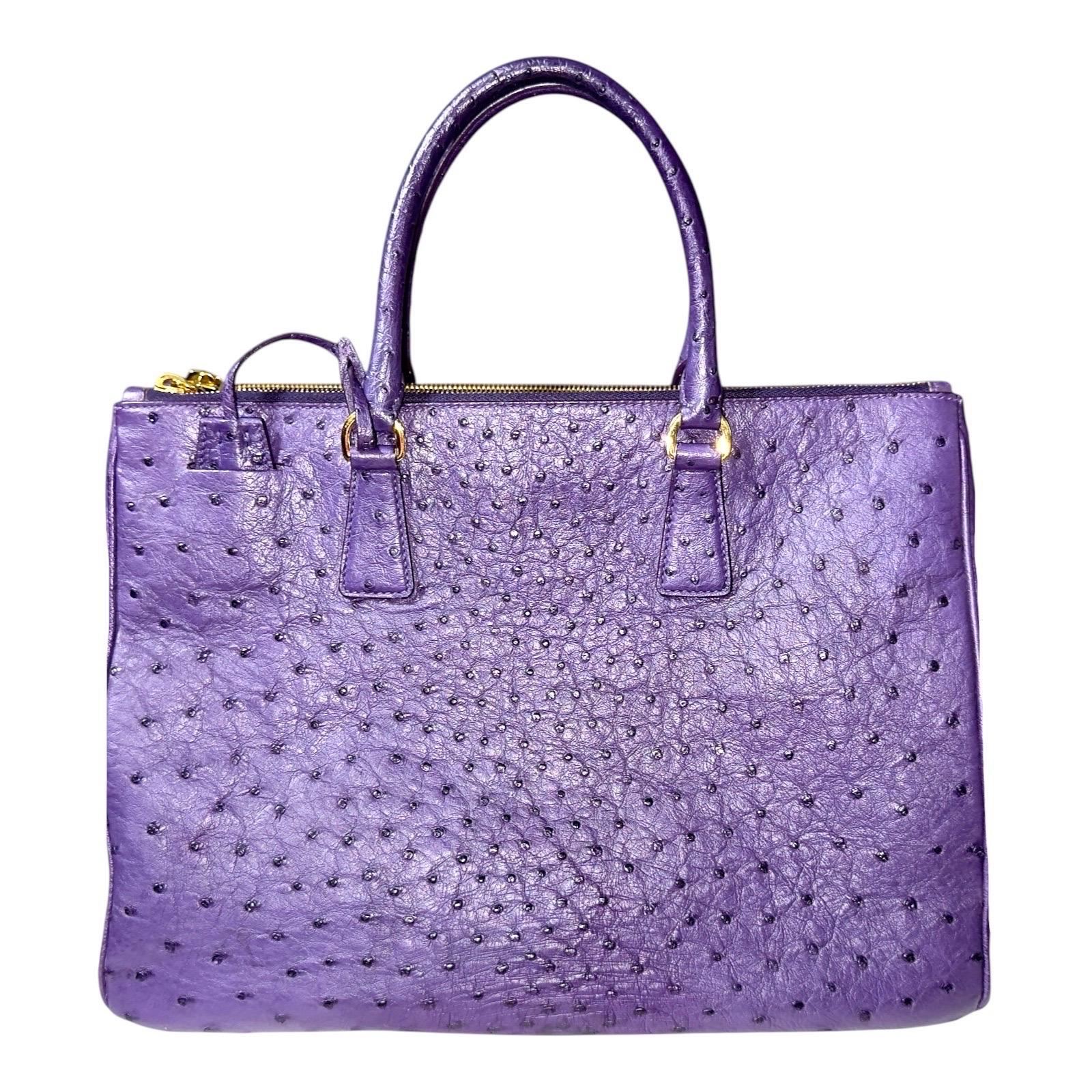 Elegance and delicacy characterize fine ostrich leather with its distinctive natural polka-dot texture with sophisticated allure. The precious yet very durable leather worked by hand defines this accessory. Production of this iconic PRADA bag,