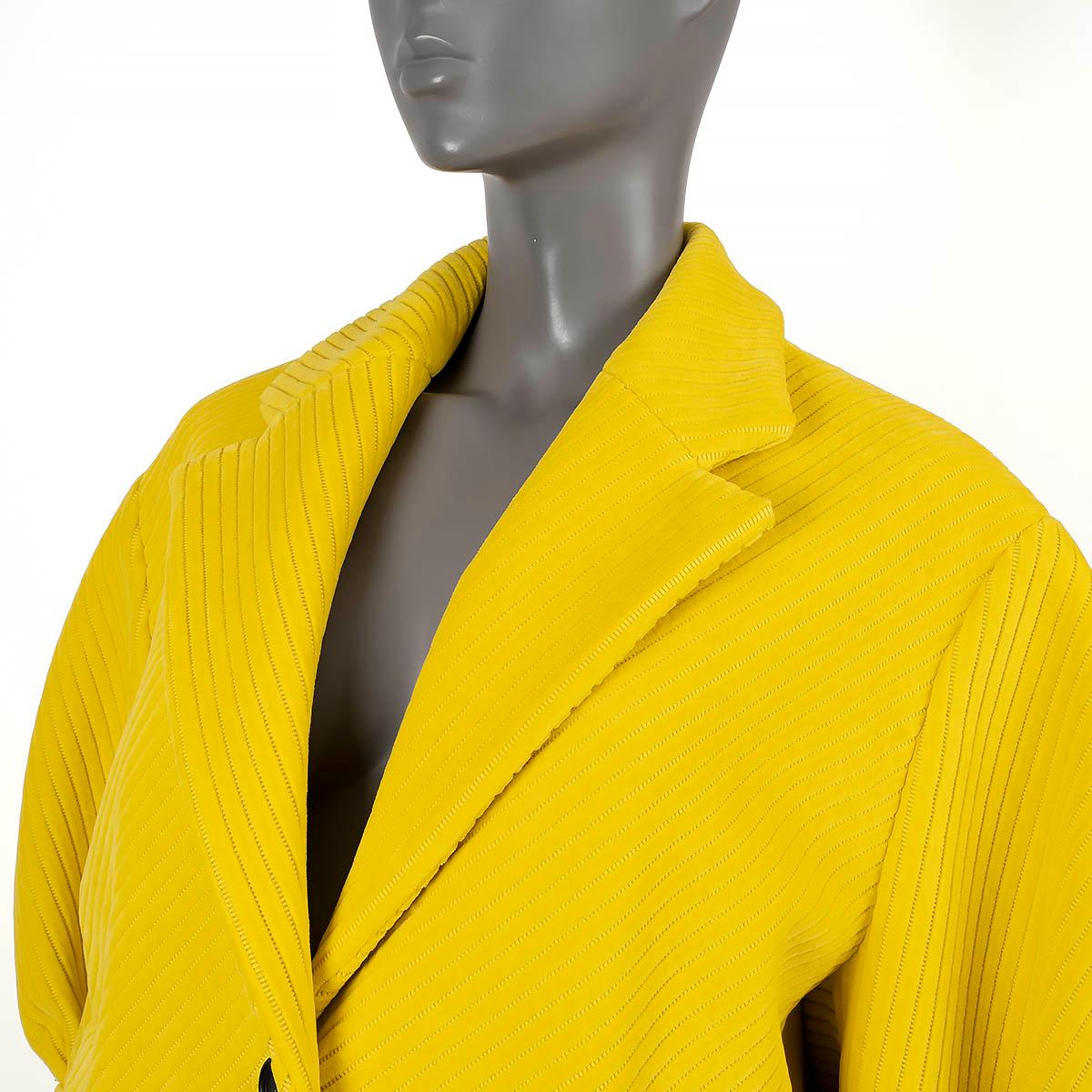 PRADA yellow 2021 PUFF SLEEVE CORDUROY VELVET Coat Jacket 38 XS For Sale 1