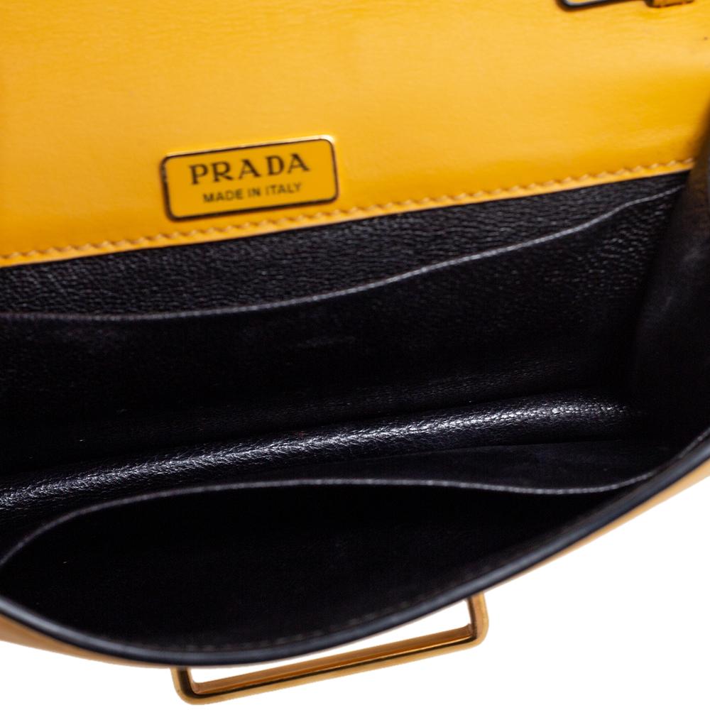 Prada Yellow/Black Leather Cahier Shoulder Bag In Good Condition In Dubai, Al Qouz 2