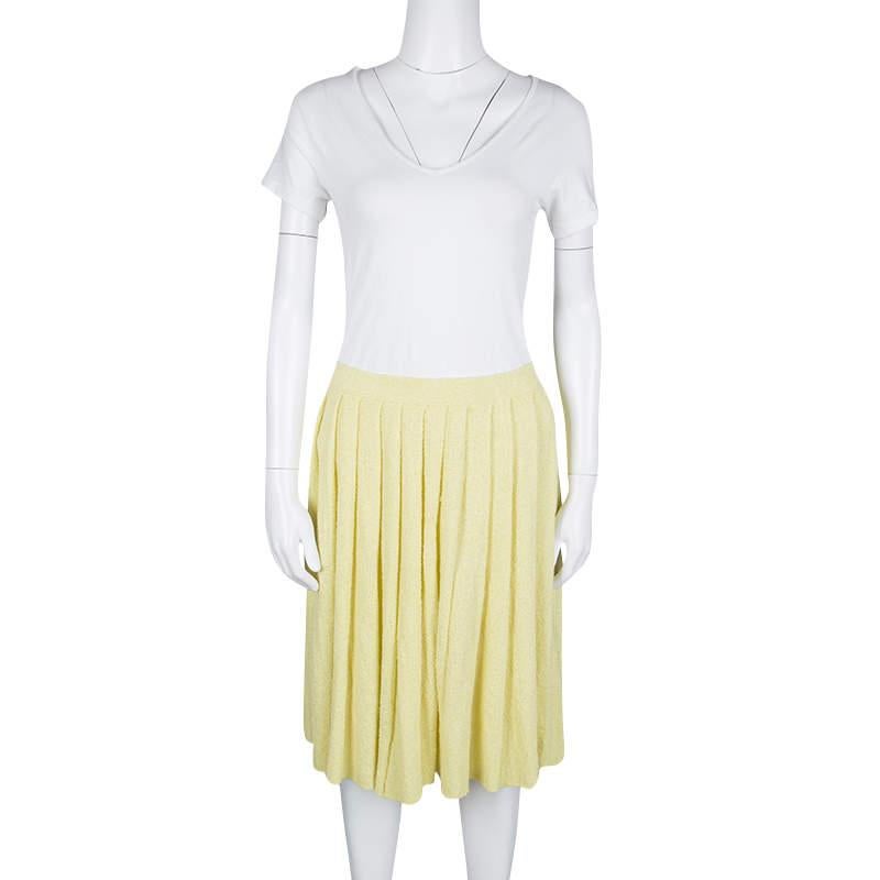 Prada Yellow Pleated Terry Cloth Skirt M In Good Condition For Sale In Dubai, Al Qouz 2