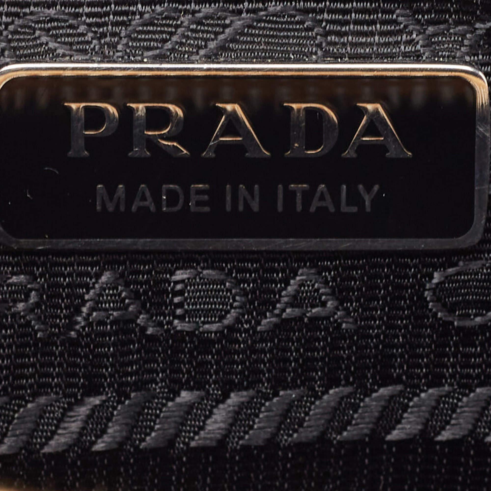Women's or Men's Prada Yellow Saffiano Vernice Leather Chain Shoulder Bag