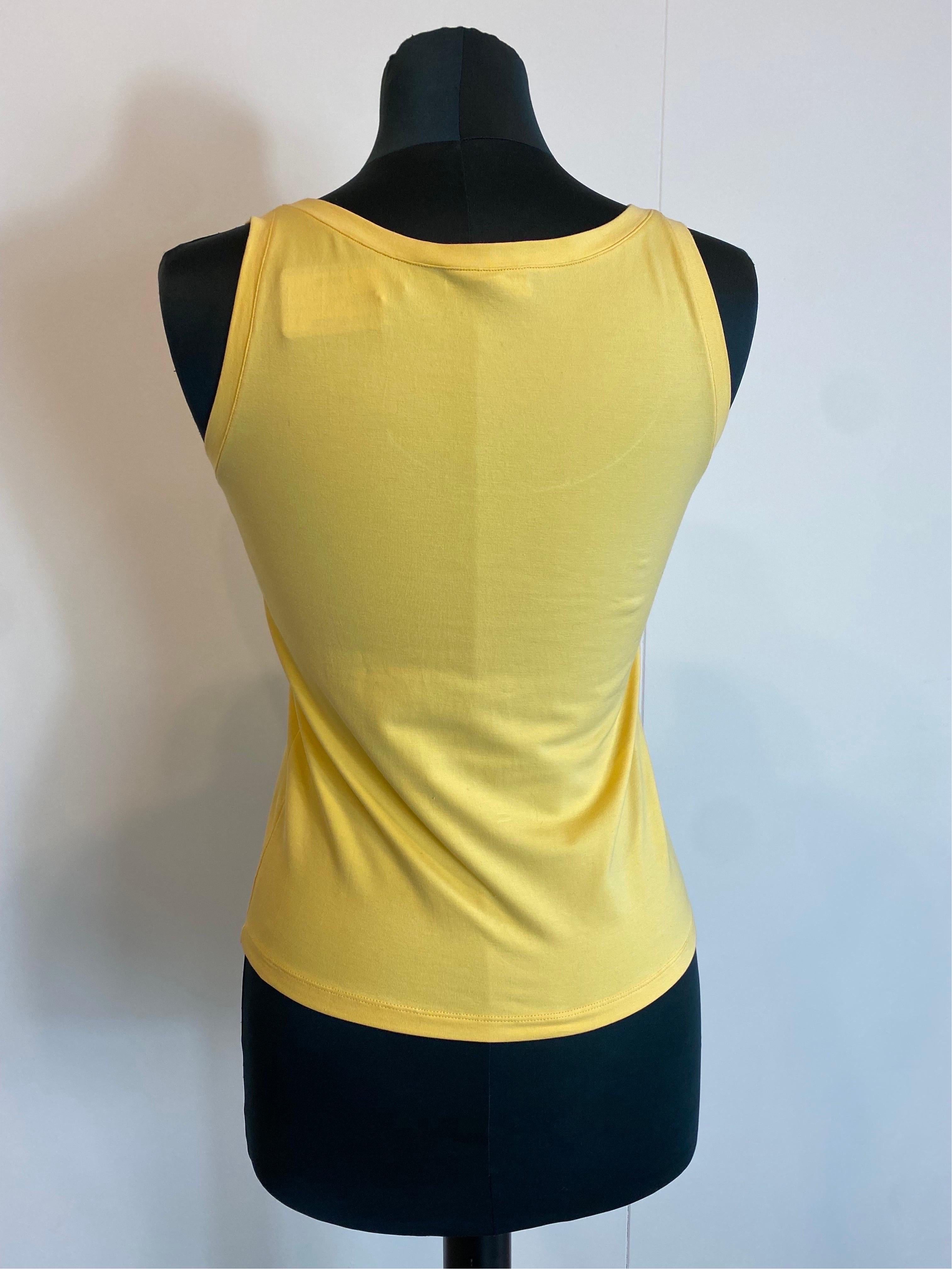 Prada yellow Top In Excellent Condition In Carnate, IT