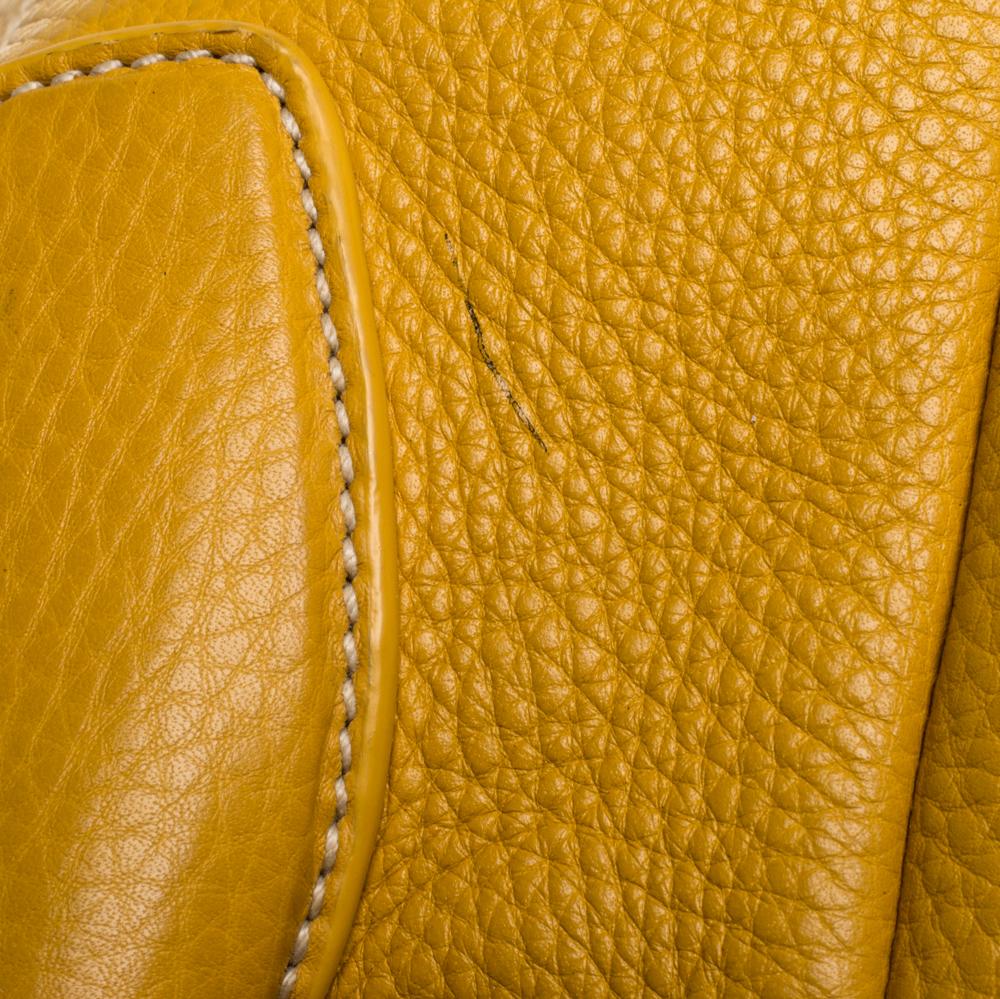 Prada Yellow Vitello Daino Leather Sacca 2 Manici Hobo In Fair Condition In Dubai, Al Qouz 2