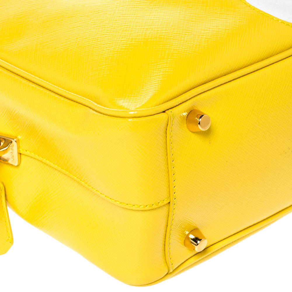 Prada Yellow/White Saffiano Patent Leather Flower Bauletto Bag In Good Condition In Dubai, Al Qouz 2