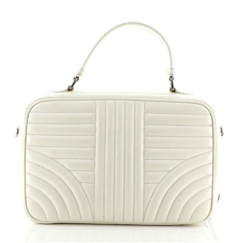 Prada Zip um Top Handle Bag Diagramme gesteppte Leder Medium im Zustand „Gut“ in NY, NY