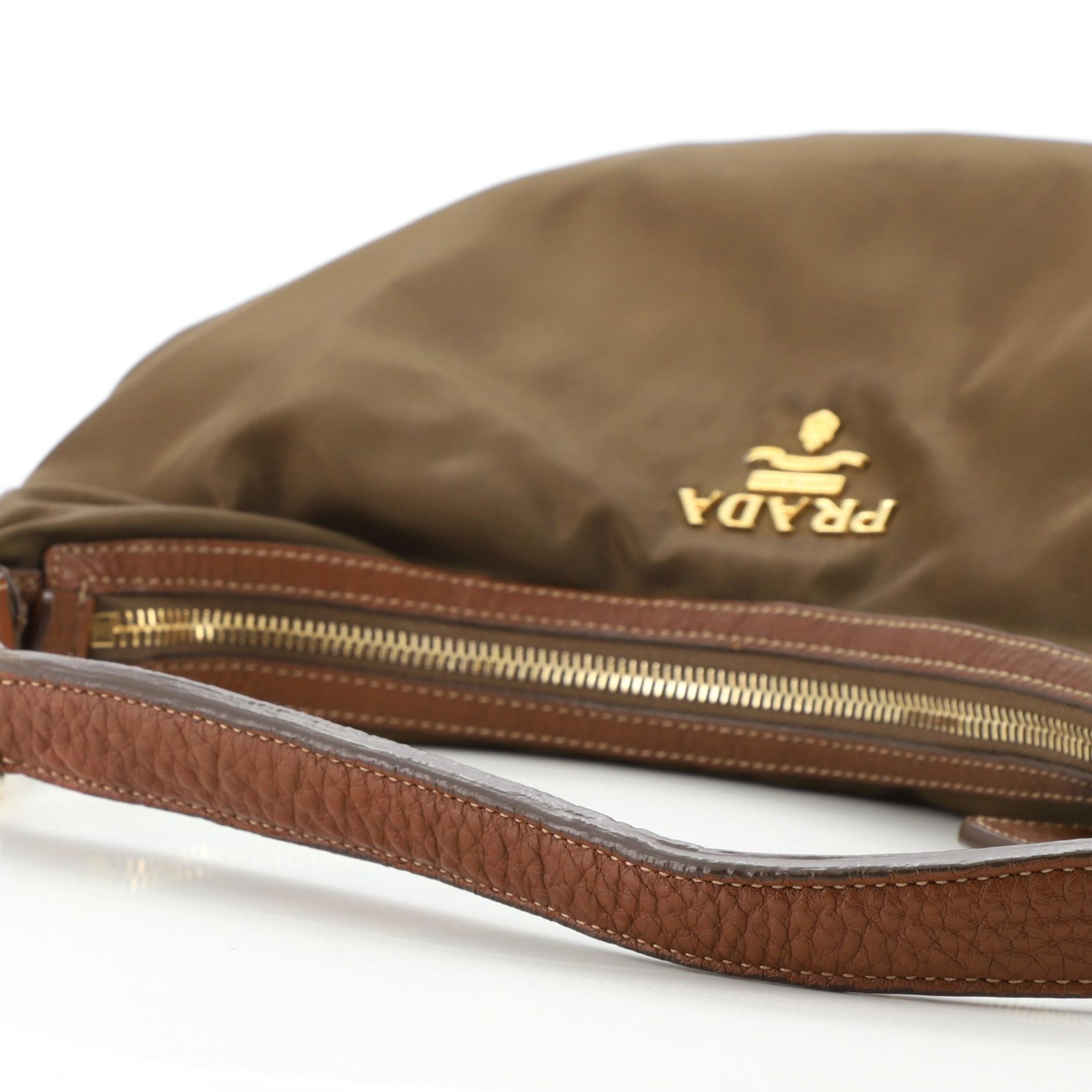 Prada - Sac à main à fermeture éclair Tessuto en cuir - Large 1