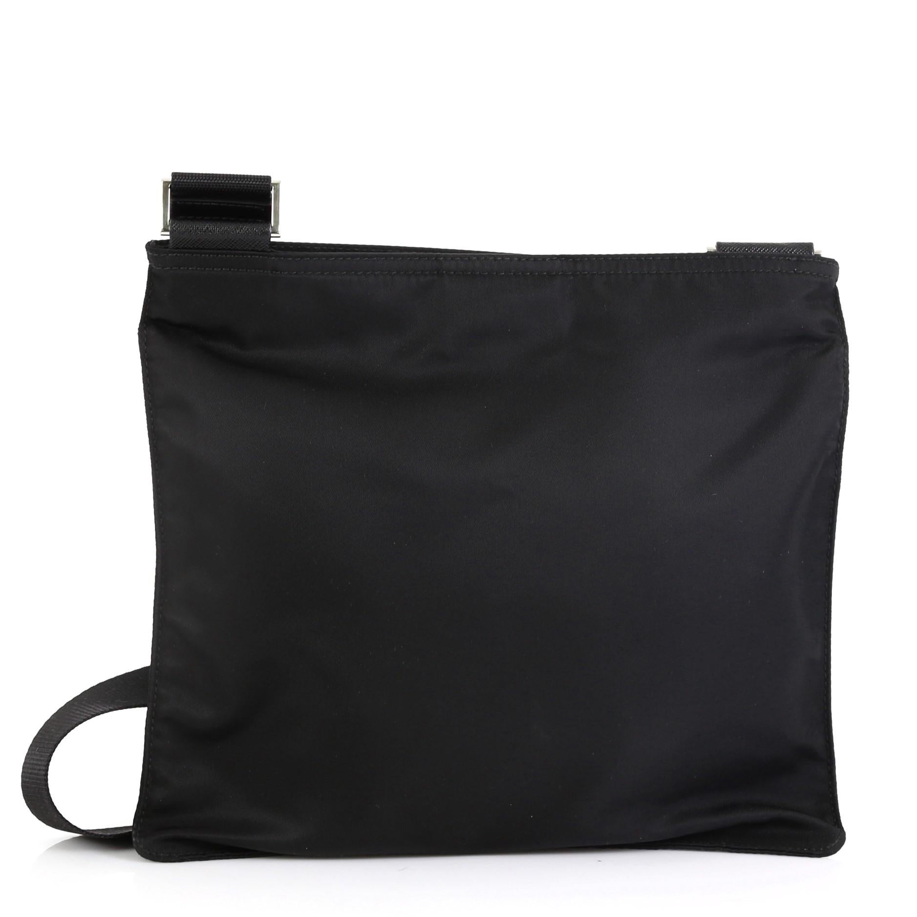 Prada Zip Messenger Bag Tessuto Medium In Good Condition In NY, NY