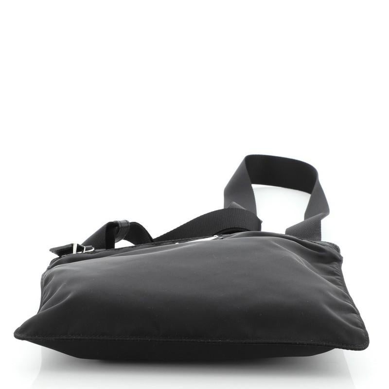 Prada Zip Messenger Bag Tessuto Medium In Good Condition In NY, NY