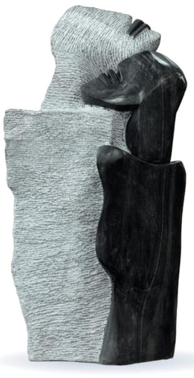 Ohne Titel, Figurativ, Schwarzer Marmor von Contemporary Indian Artist "Auf Lager"