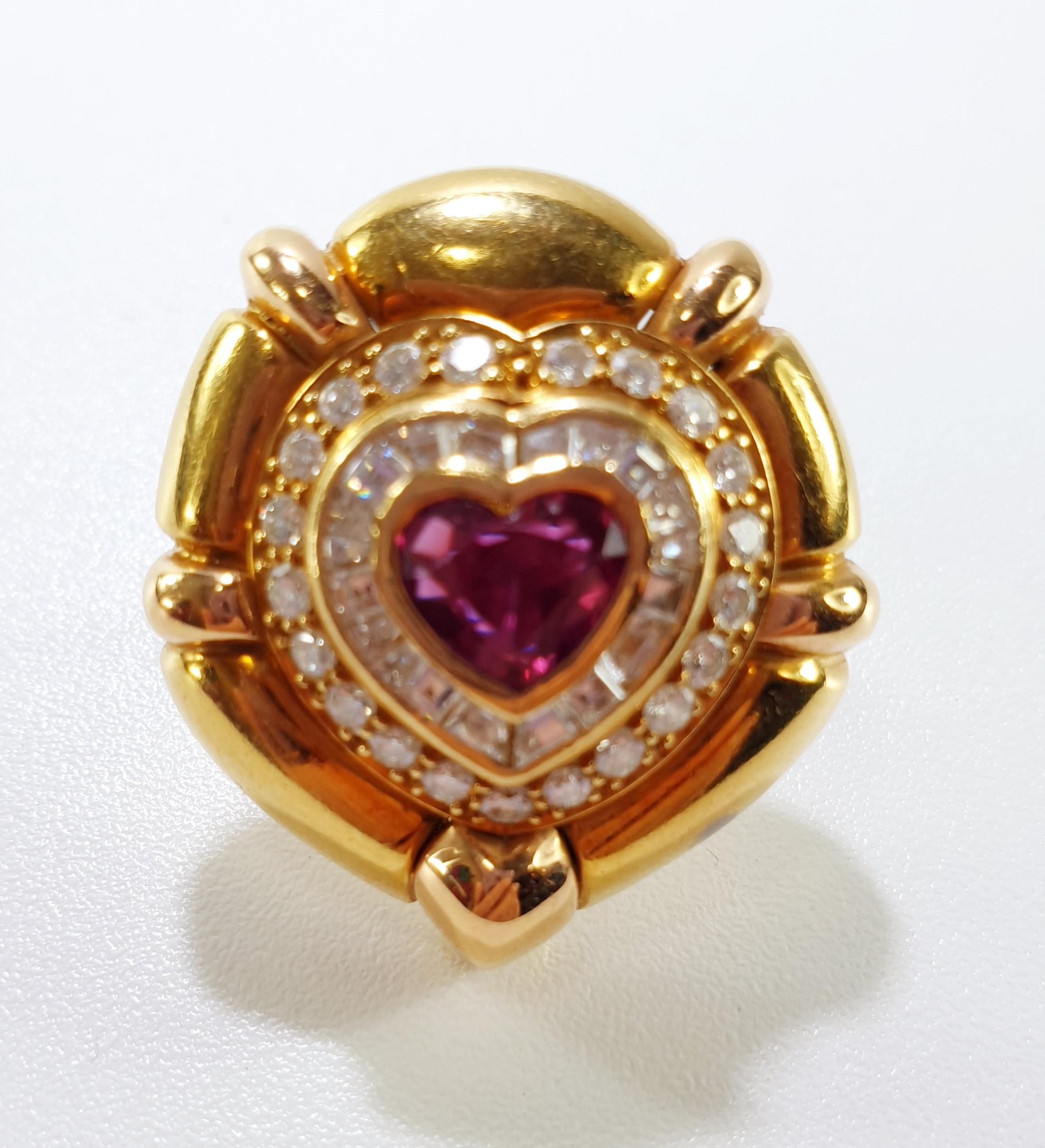 Modern Pradera 18k Gold Bulgary Style Earrings with Diamonds and Burma Heart Ruby For Sale