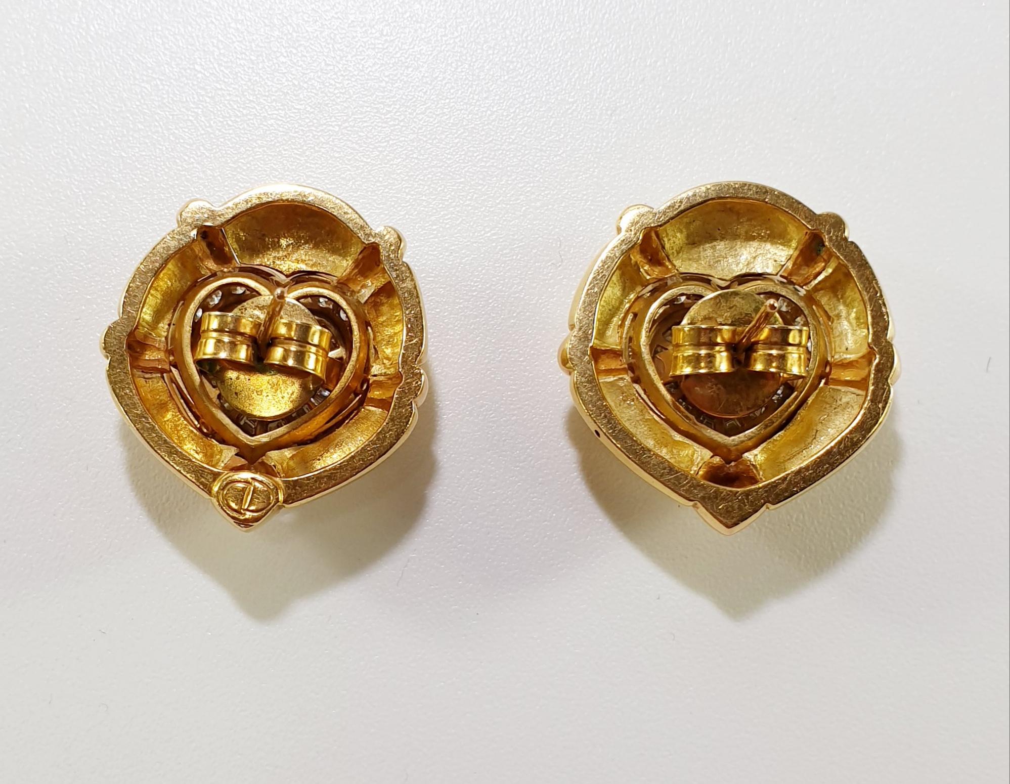 Heart Cut Pradera 18k Gold Bulgary Style Earrings with Diamonds and Burma Heart Ruby For Sale